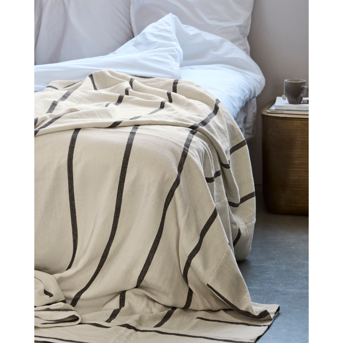 Bedspread, hdnula, dark brown