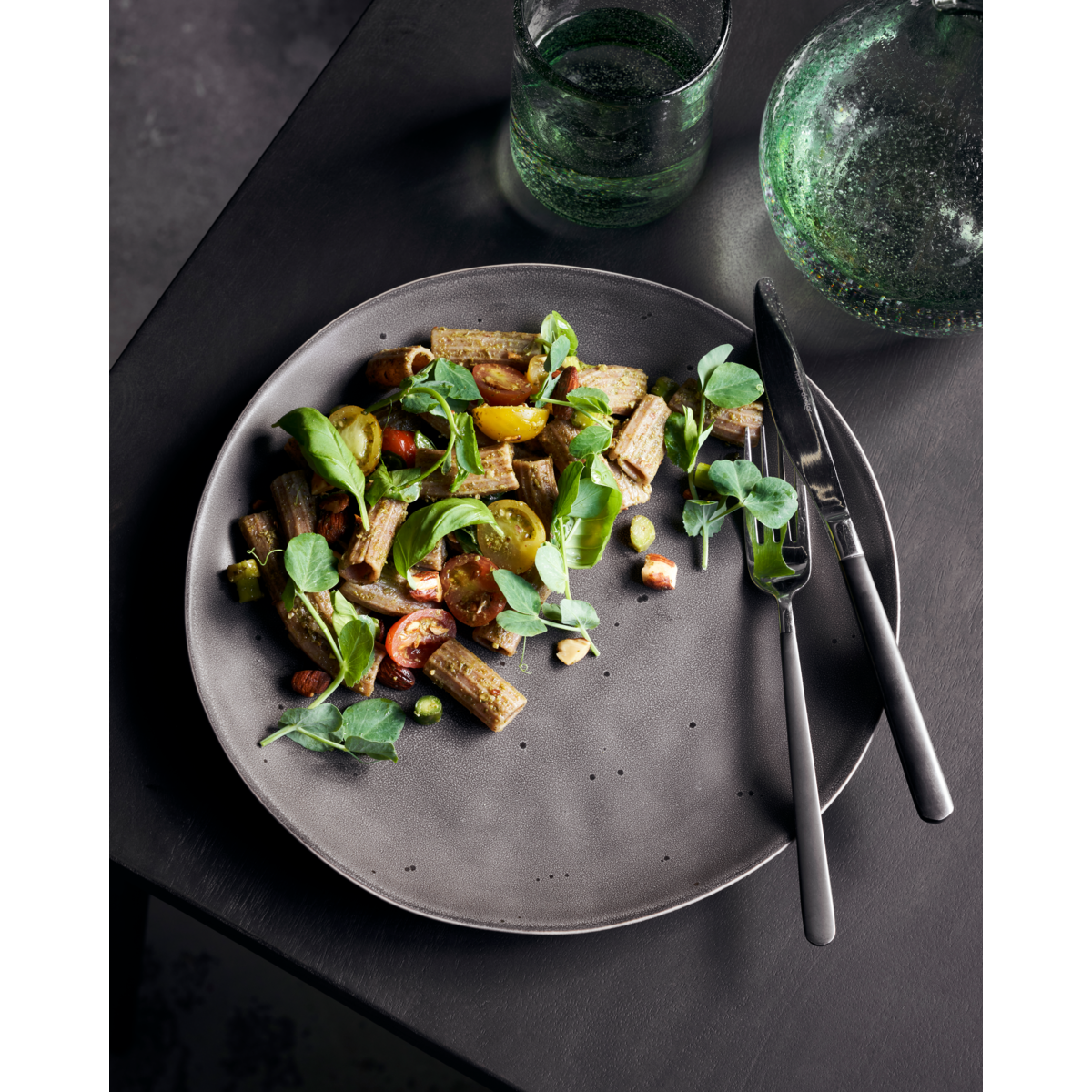 Dinner plate, Hdrustic, dark gray