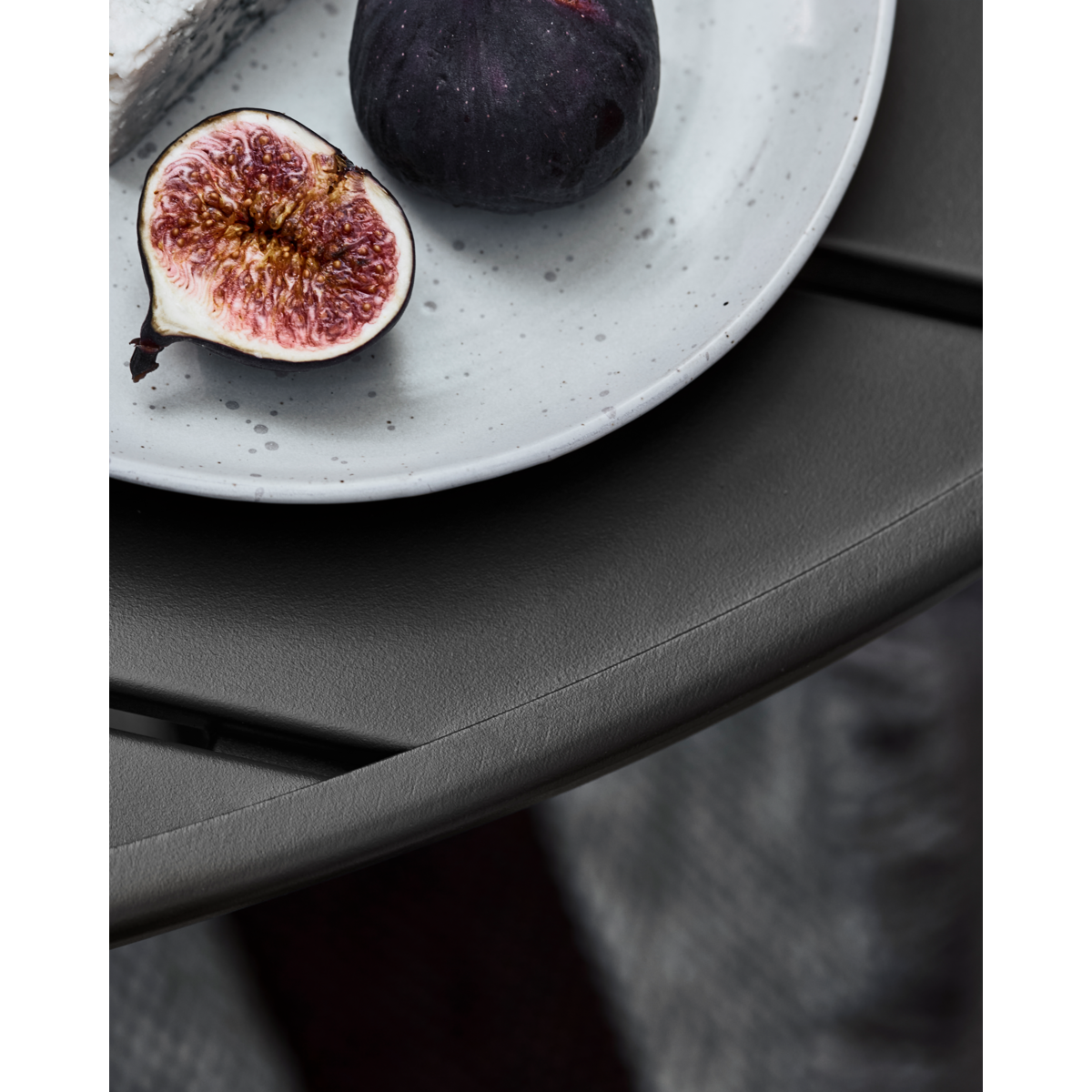 Table, Hdhelo, black