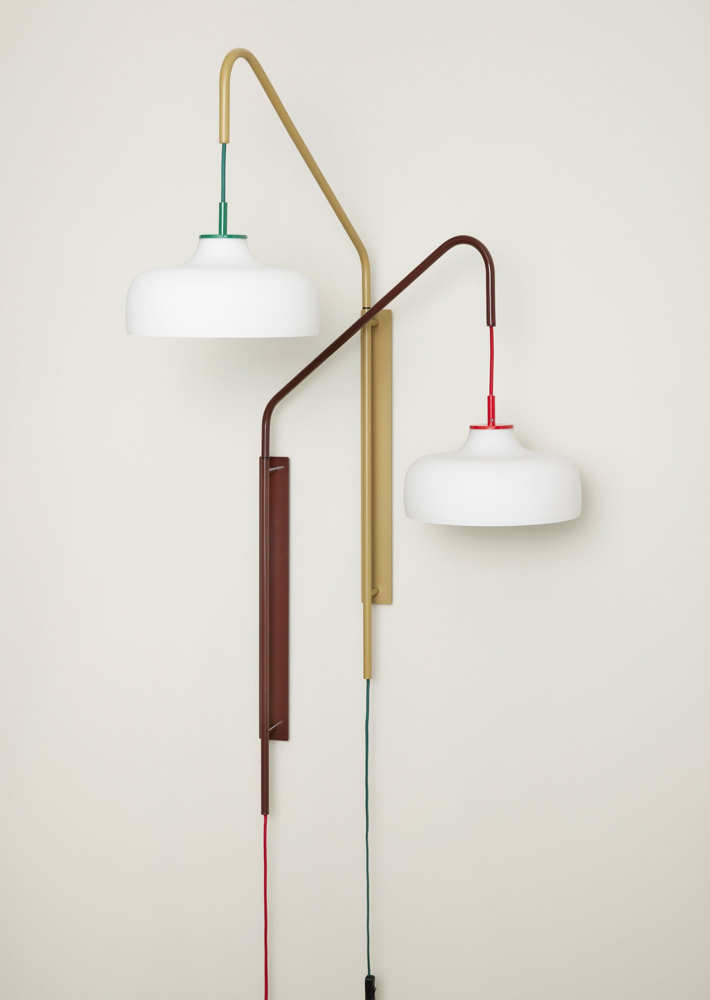 Current Wall lamp Red - 71x30xh111cm, E27