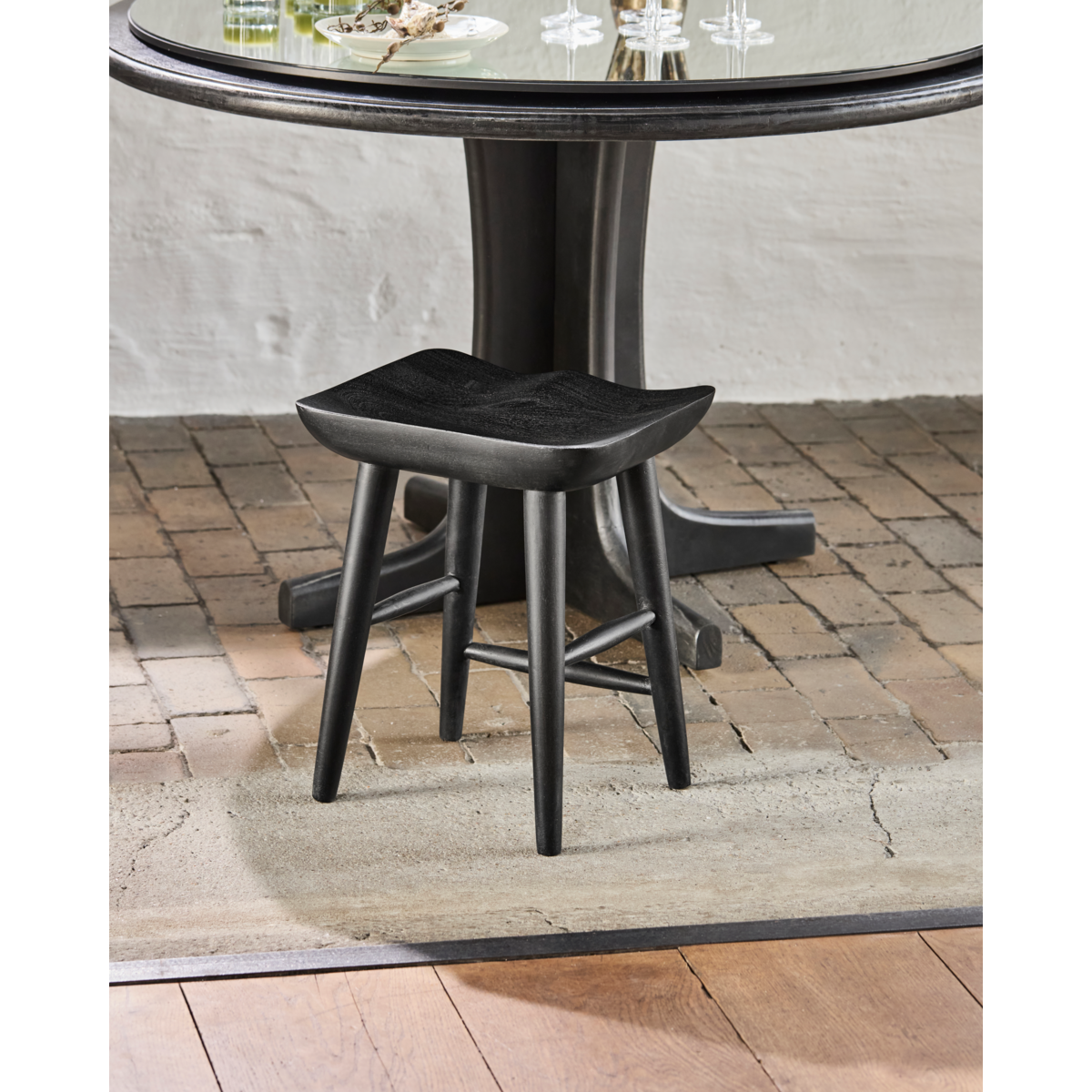 Stool, hdbar, black