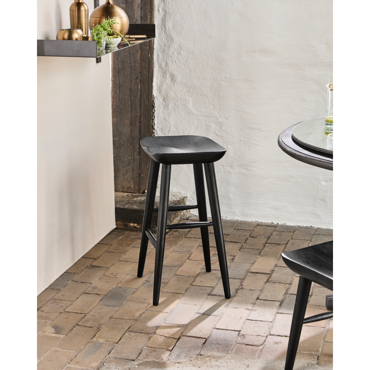 Stool, hdbar, black