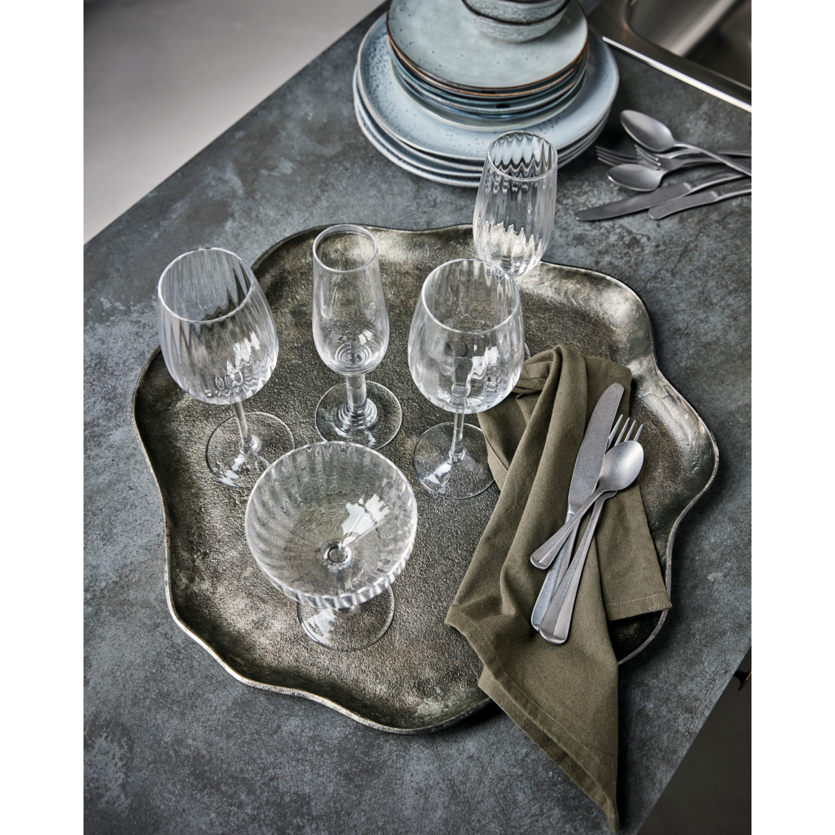 Tray, hdtalas, antique brass finish