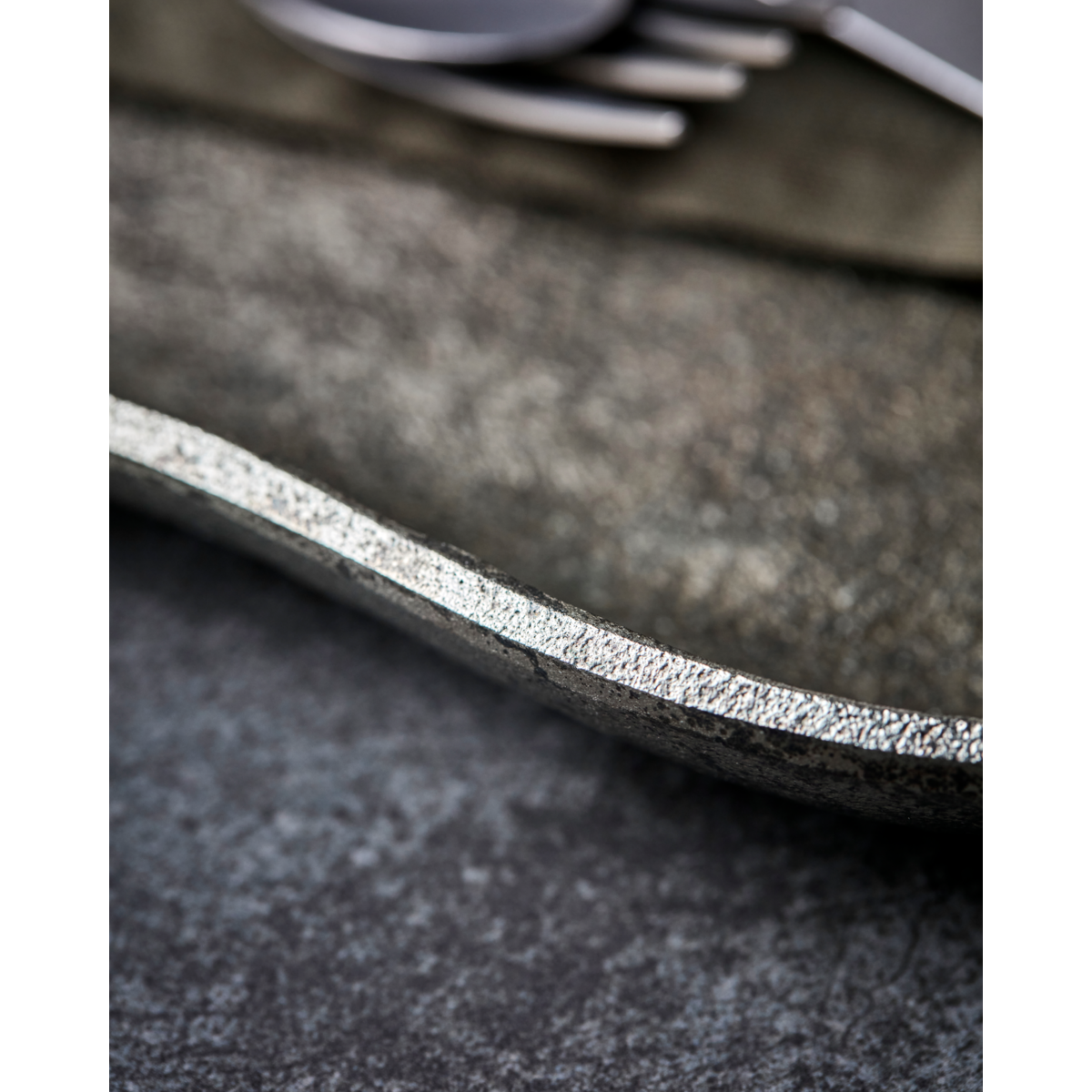 Tray, hdtalas, antique brass finish