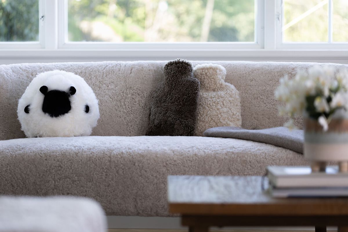 Cute Sheep | New Zealand Lambskin | Ø20 cm | Ø26 cm | Ø34 cm