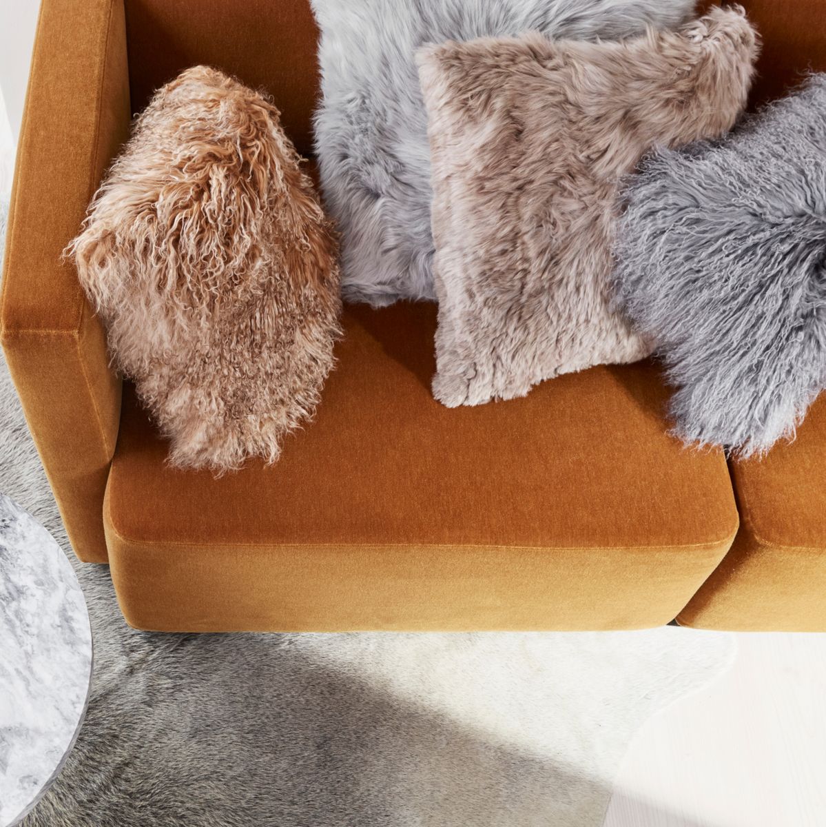 Lambskin pillow | Curly | Tibet | 28x56 cm