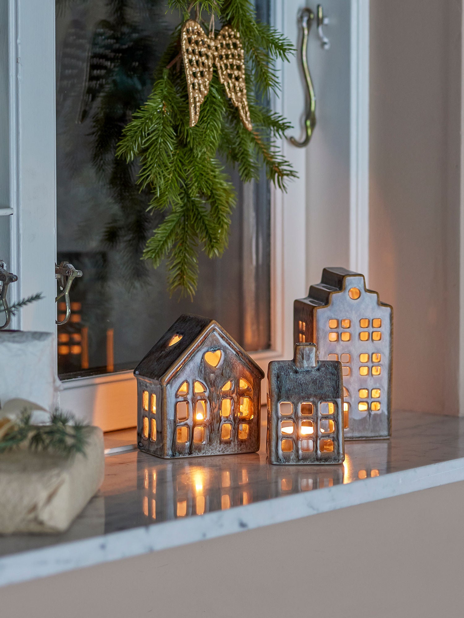 Bloomingville Kalia Lighthouse Stage, Brown, Stoneware