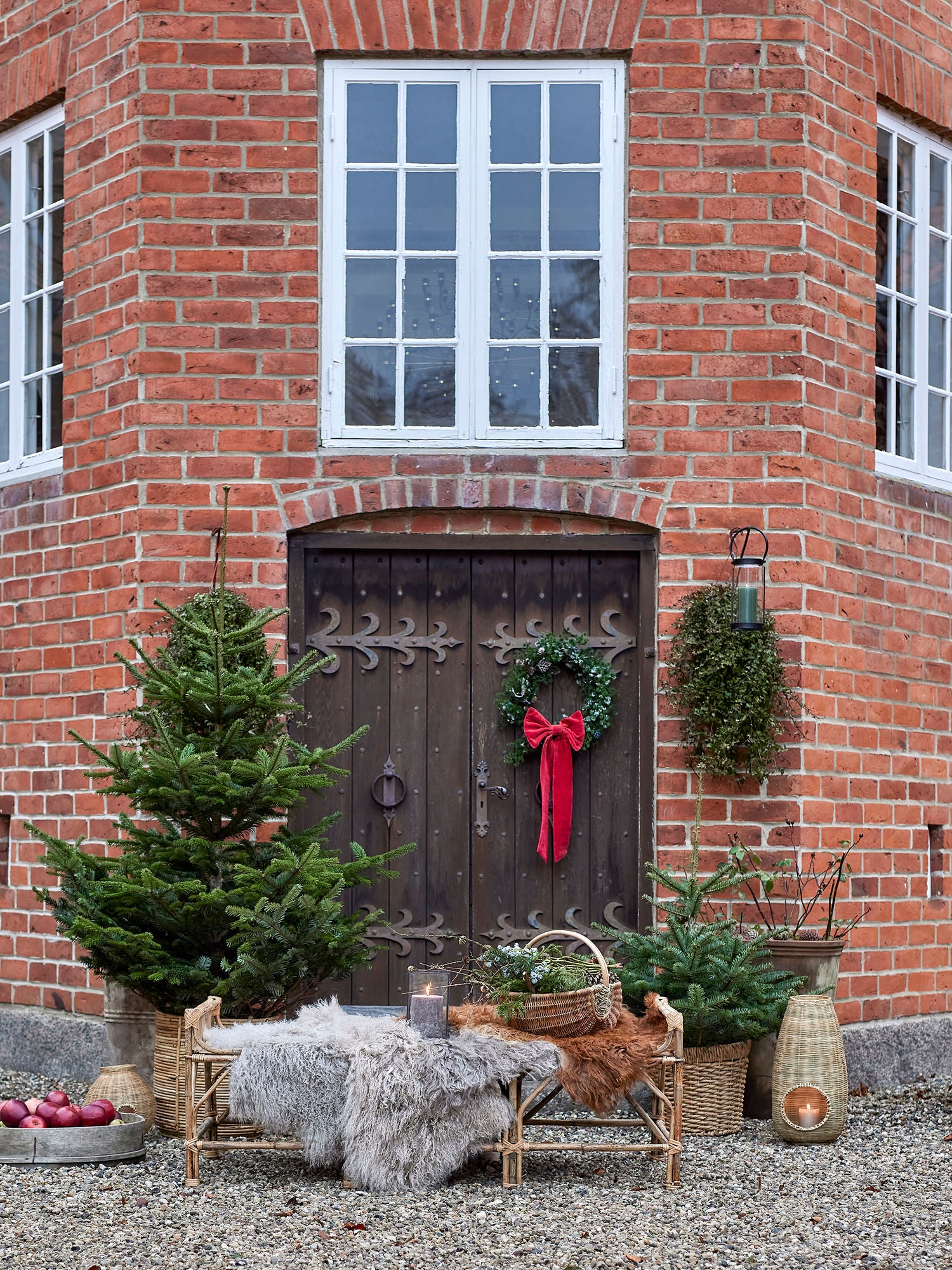 Bloomingville Cedar Wreath, Green, Artificial Flowers
