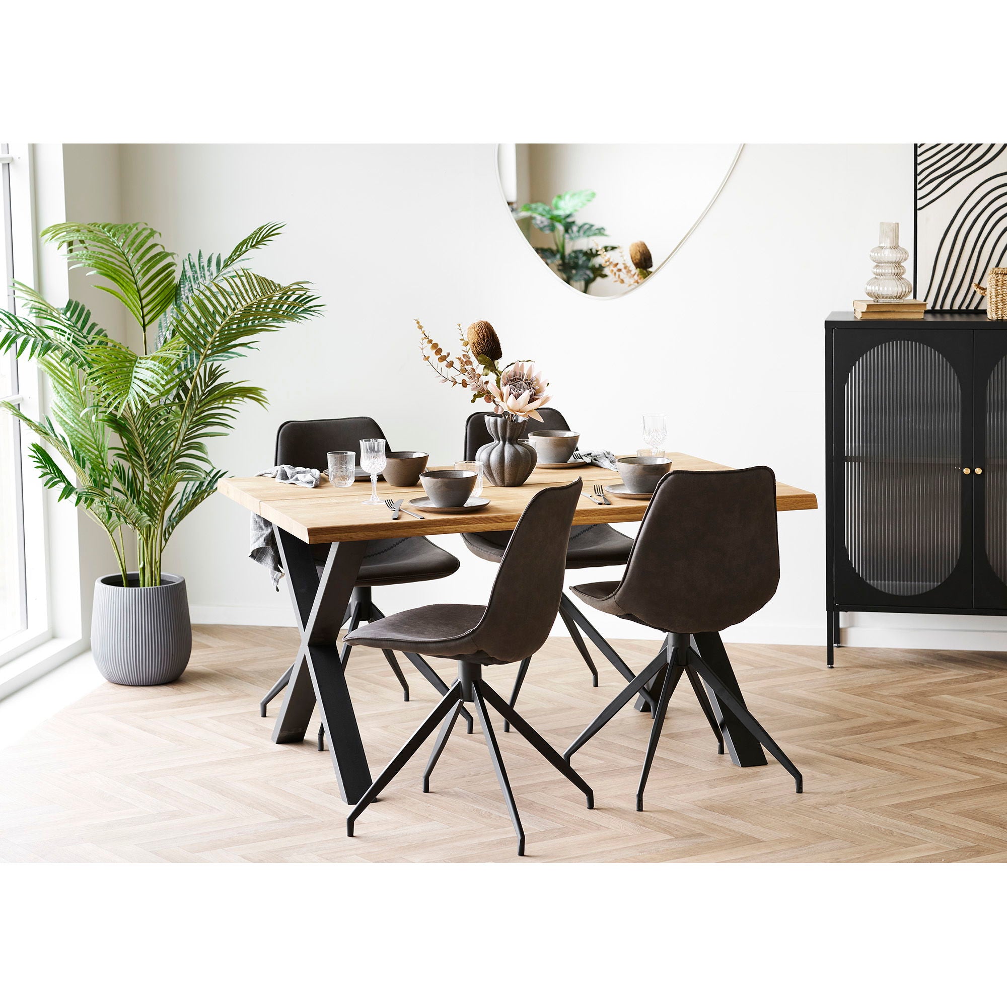 Toulon and Monaco Dining Table Set - Dining table and 4 dining chairs