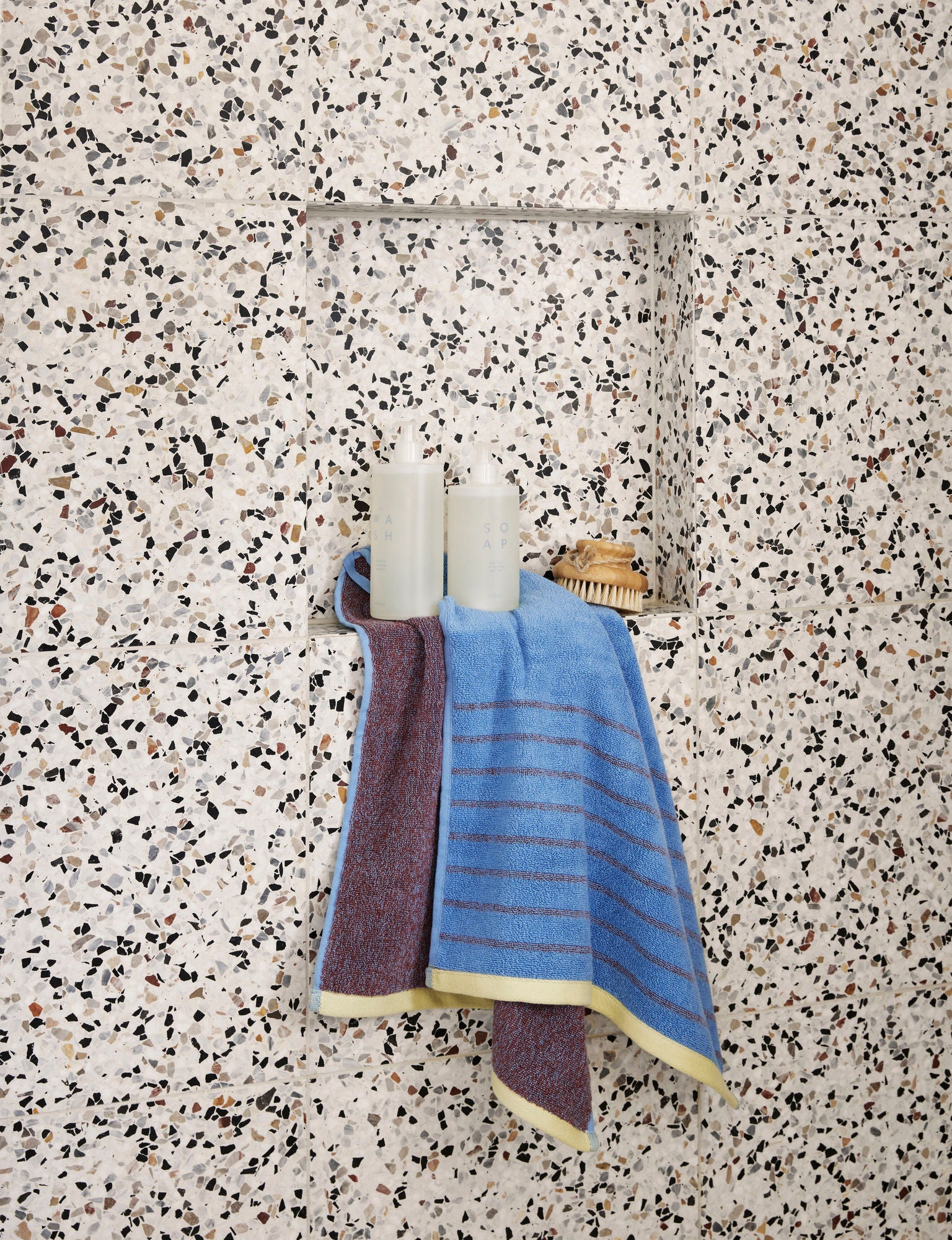 Hübsch Promenade towel Large purple/blue