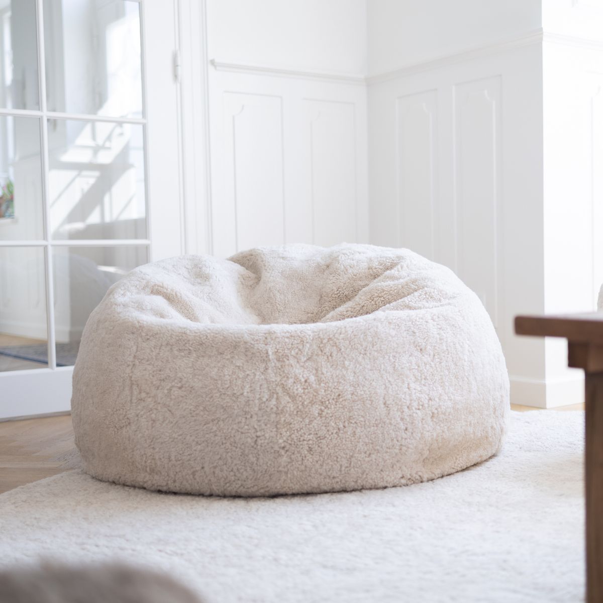 Round bean bag chair | Short-haired | New Zealand | 73x74 cm & 92x93 cm