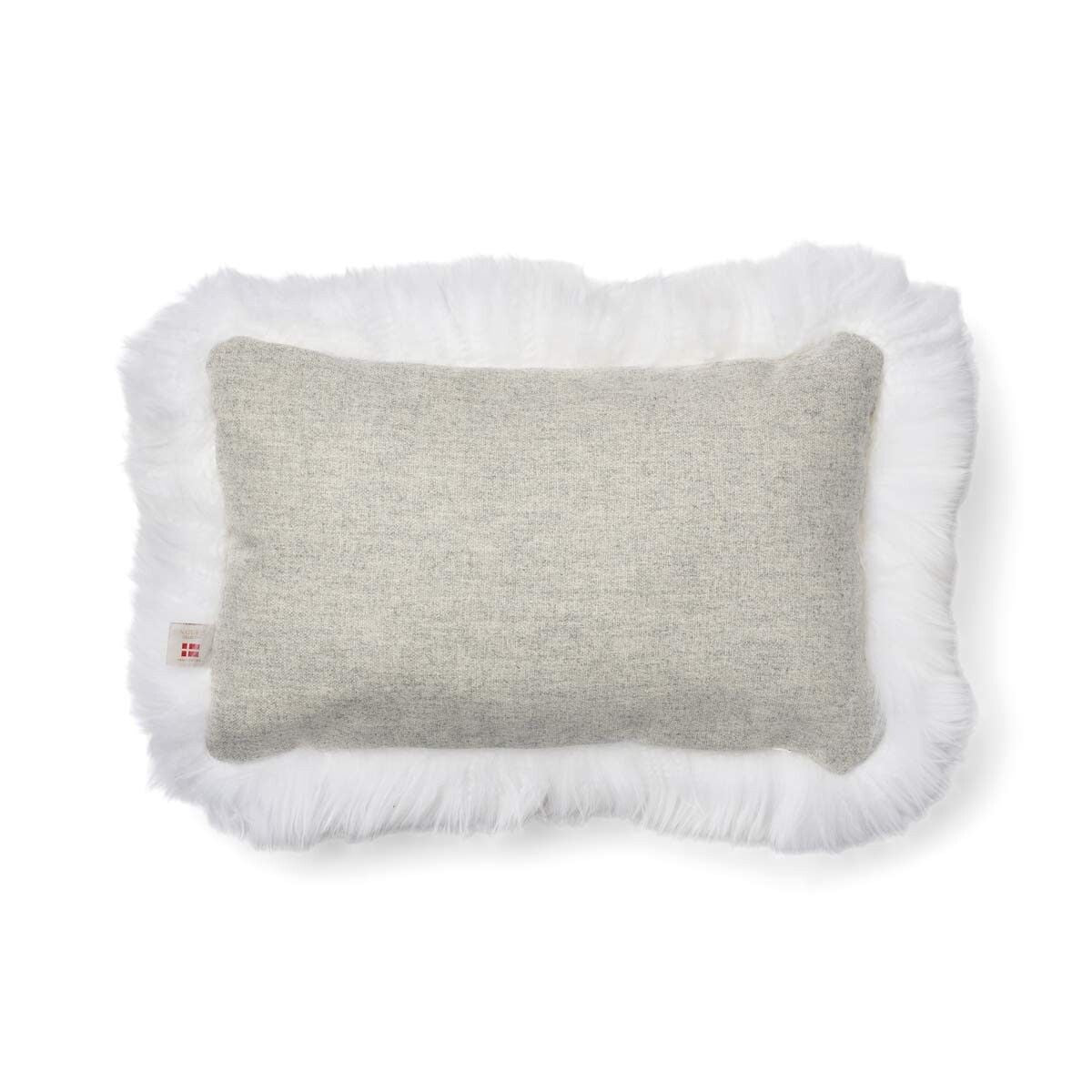 Classic Collection | Wool pillow | Long-haired | 34x52 cm