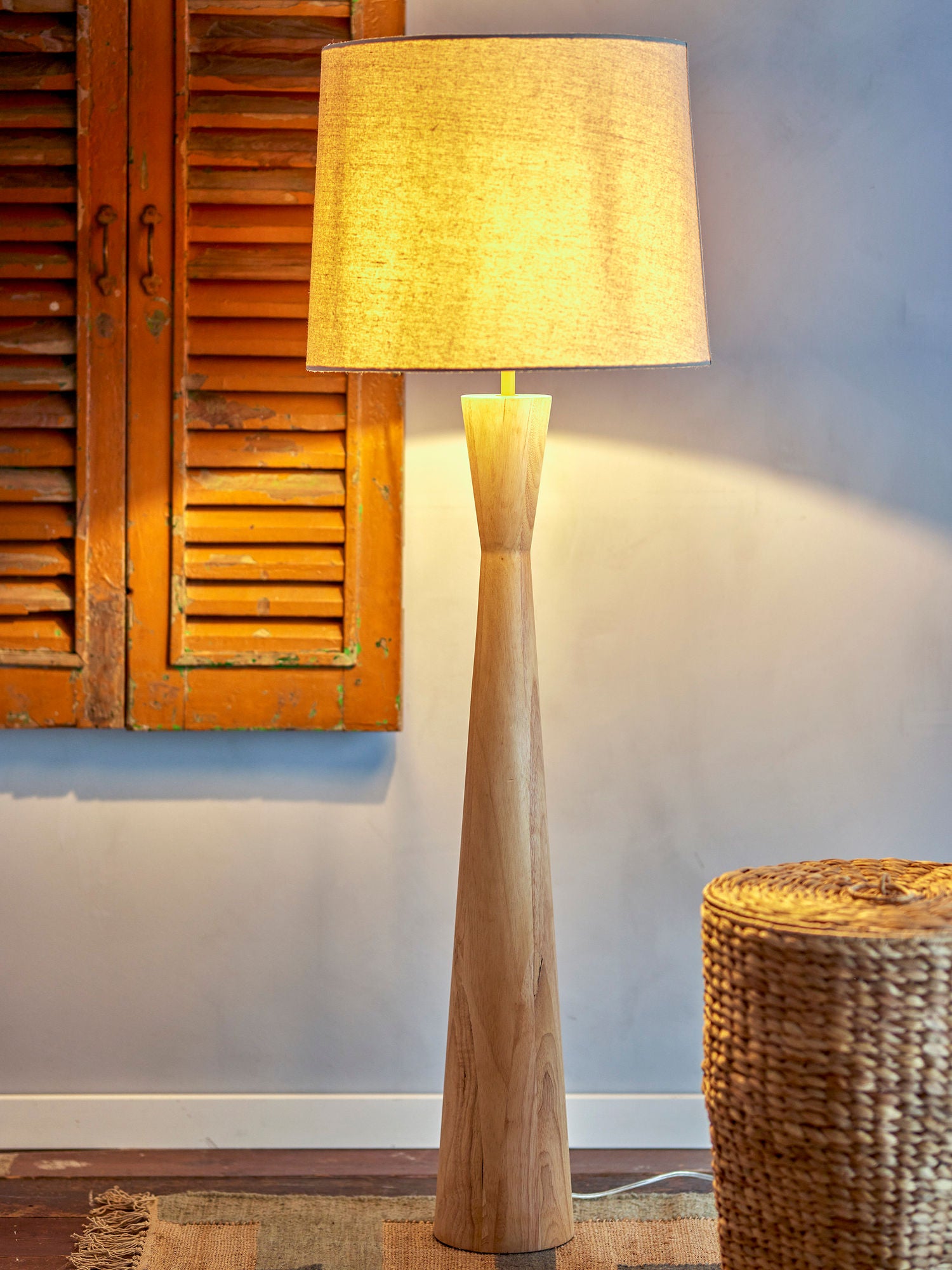 Creative Collection Leonor floor lamp, nature, rubber tree
