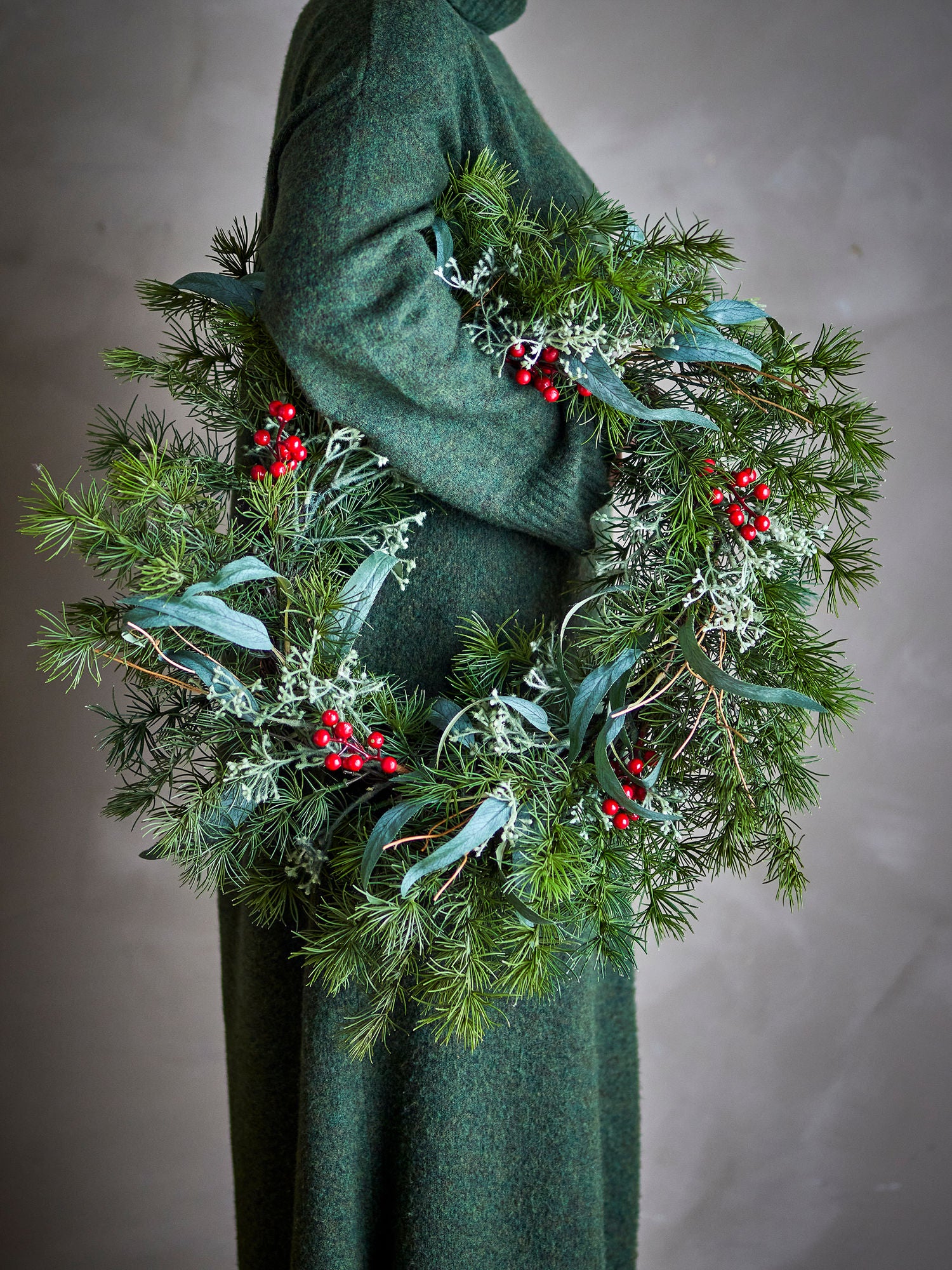 Bloomingville Pine Wreath, Green, Artificial Flowers