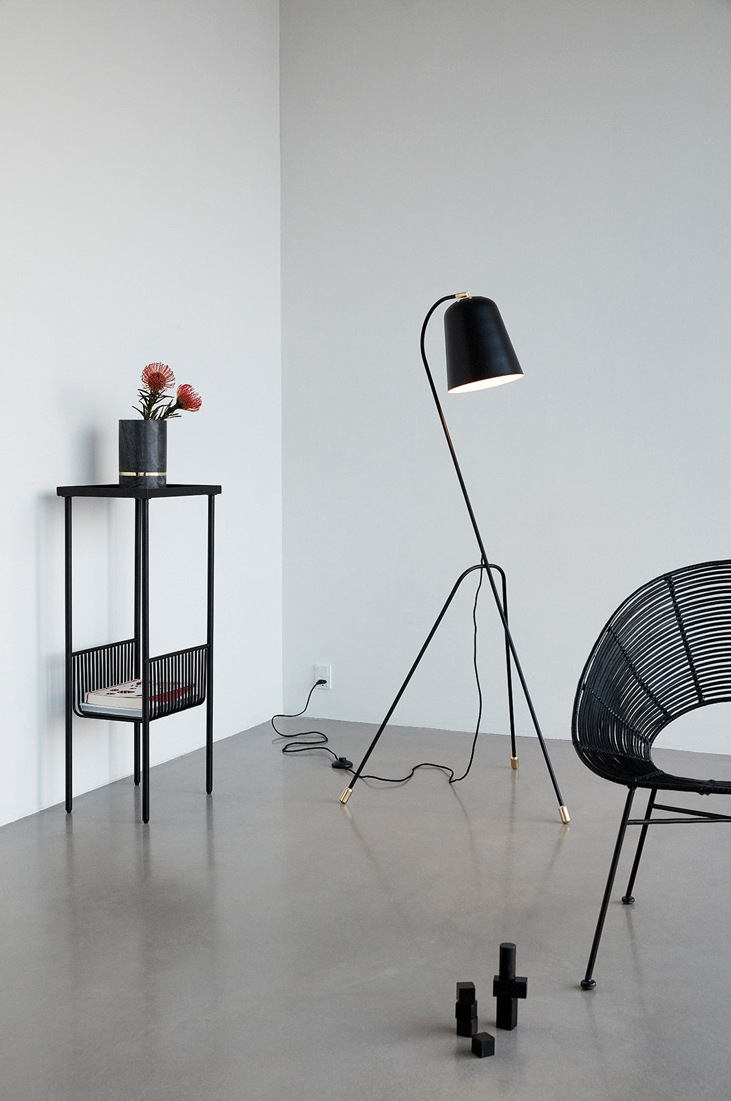 EYRIE Console table small black - 40x30xh93cm