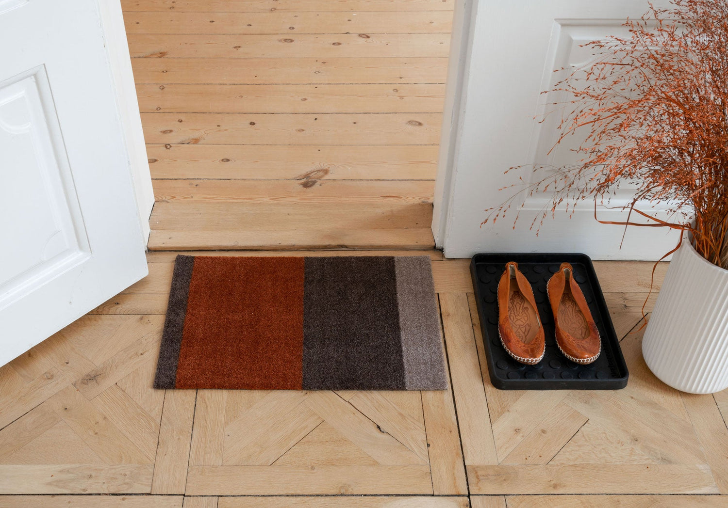 STRIPES HORISONTAL - SAND/BRUN/TERRAKOTTA - Tica Copenhagen - DesignGaragen.dk