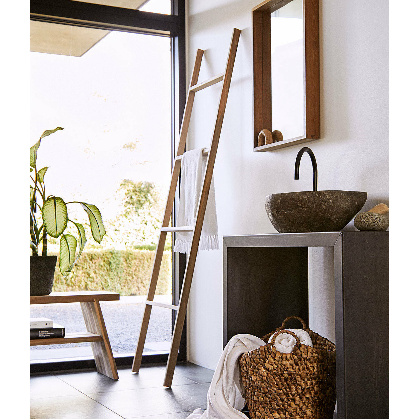 Muubs Stige Soul - Natur - Teak - W: 50 H: 190 D: 4 cm - DesignGaragen.dk.