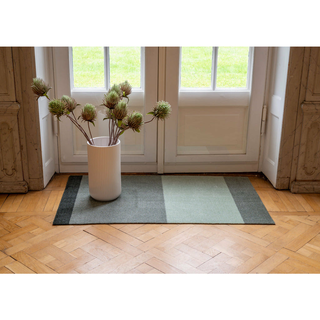 STRIPES HORISONTAL - LYS/STØVET/MØRK GRØN - Tica Copenhagen - DesignGaragen.dk