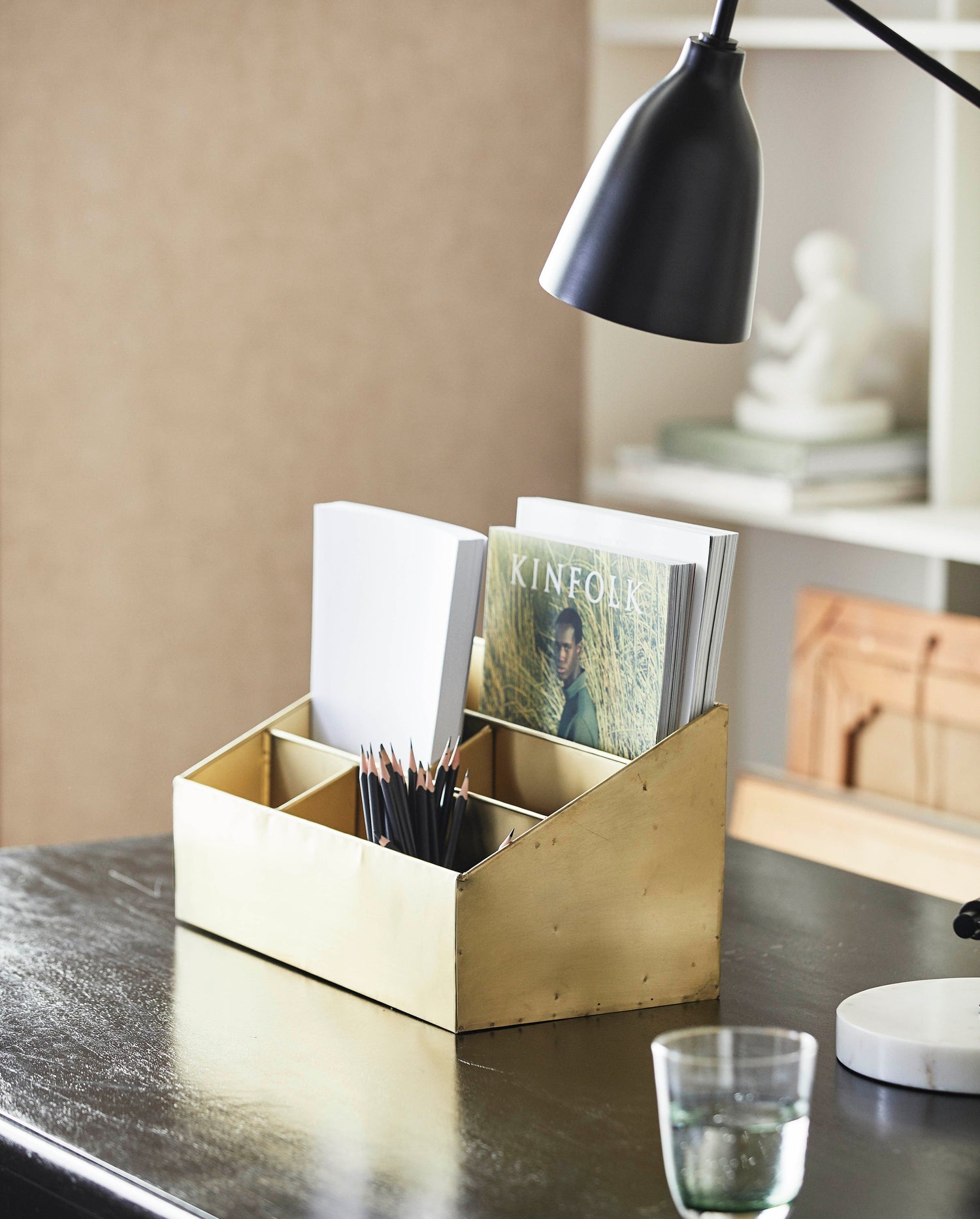 Adasi storage basket in iron. 40x23 cm - gold finish