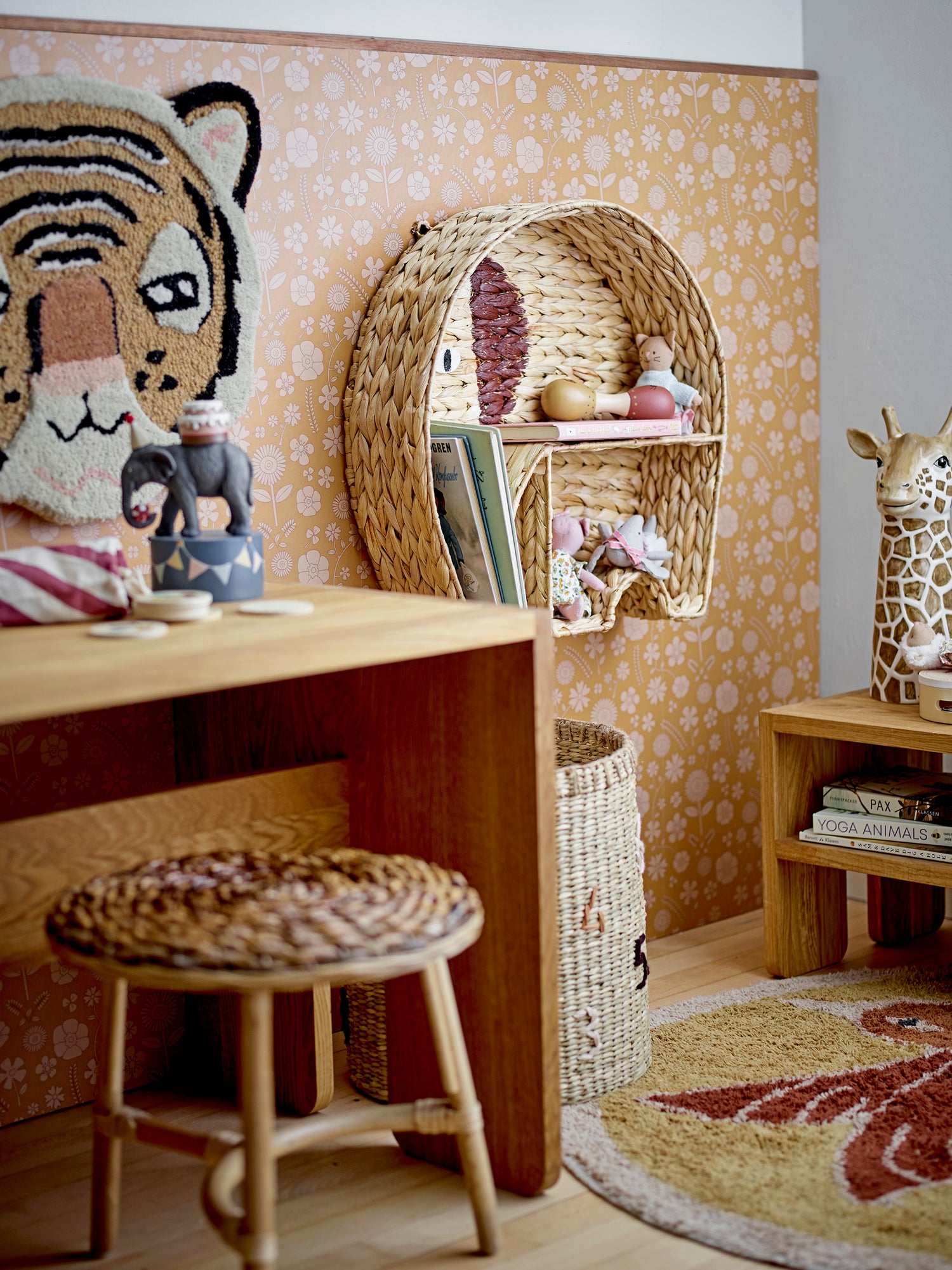 BLOOMINGVILLE MINI - Flor Lysestage, Grå, Polyresin - BLOOMINGVILLE MINI - DesignGaragen.dk