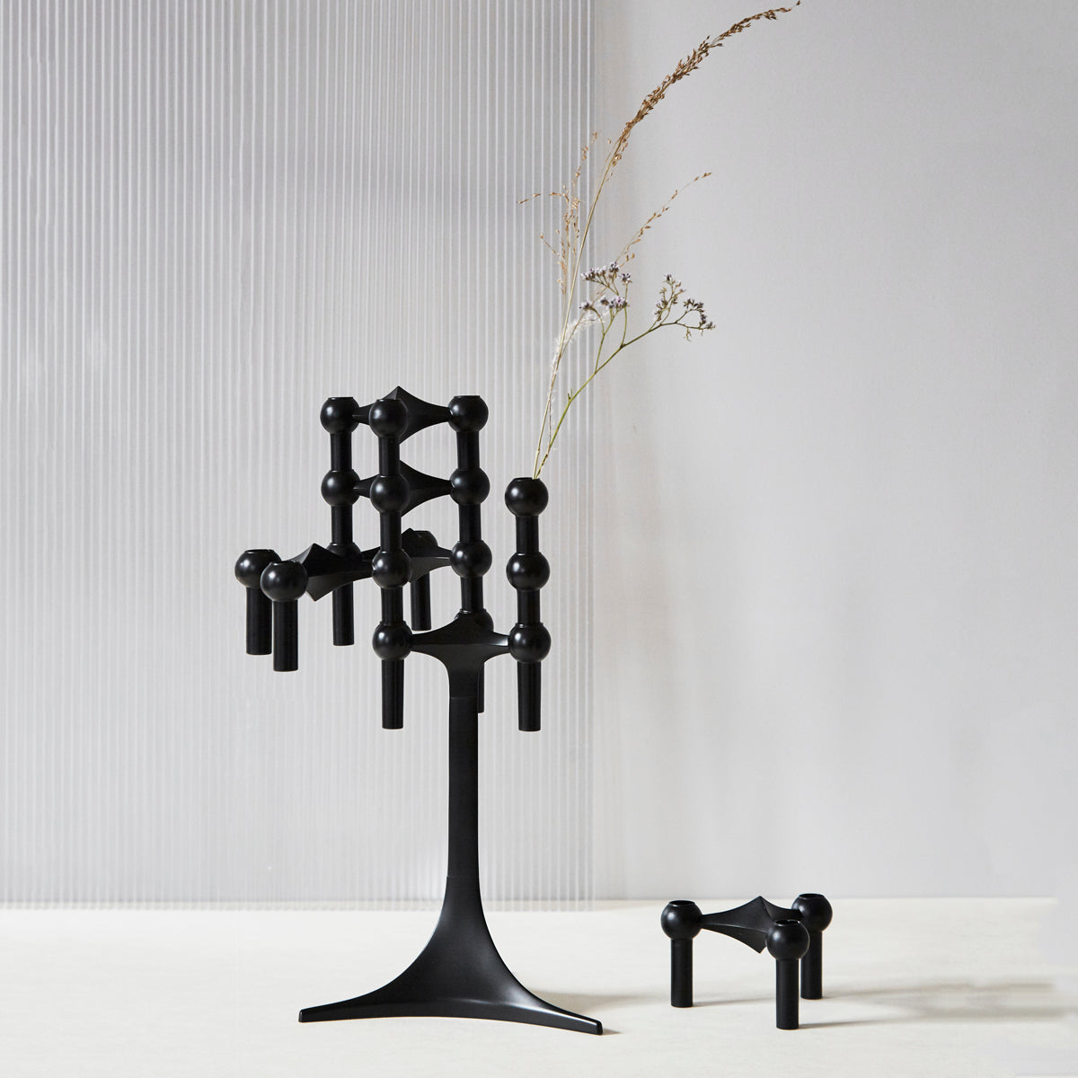 STOFF Nagel Stander, sort - STOFF - DesignGaragen.dk