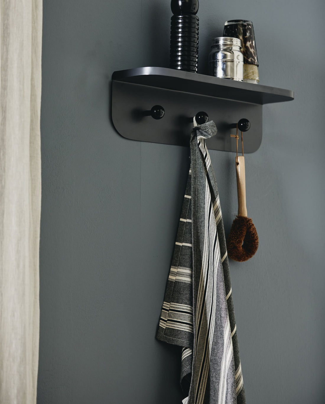 Orion Cotton Towel - 50x70 cm - Off White/Black