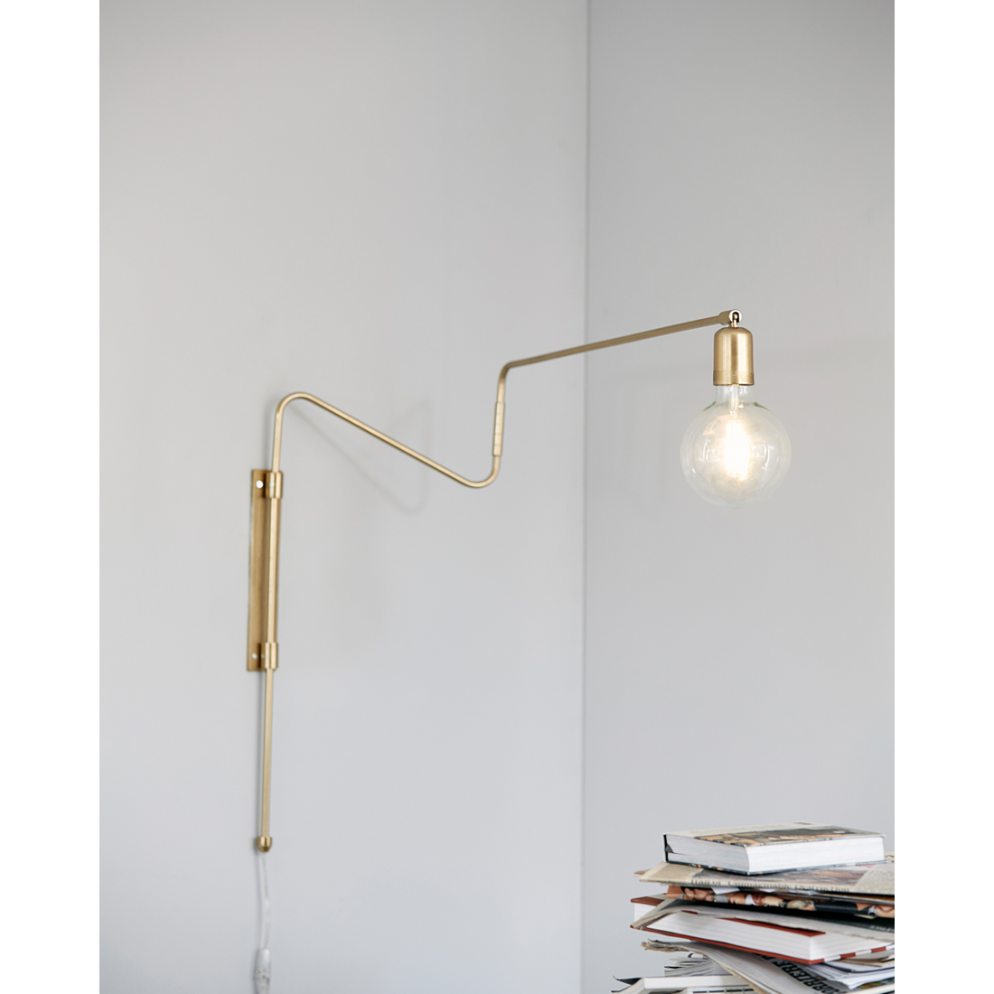 Wall lamp, HDSWing, brass
