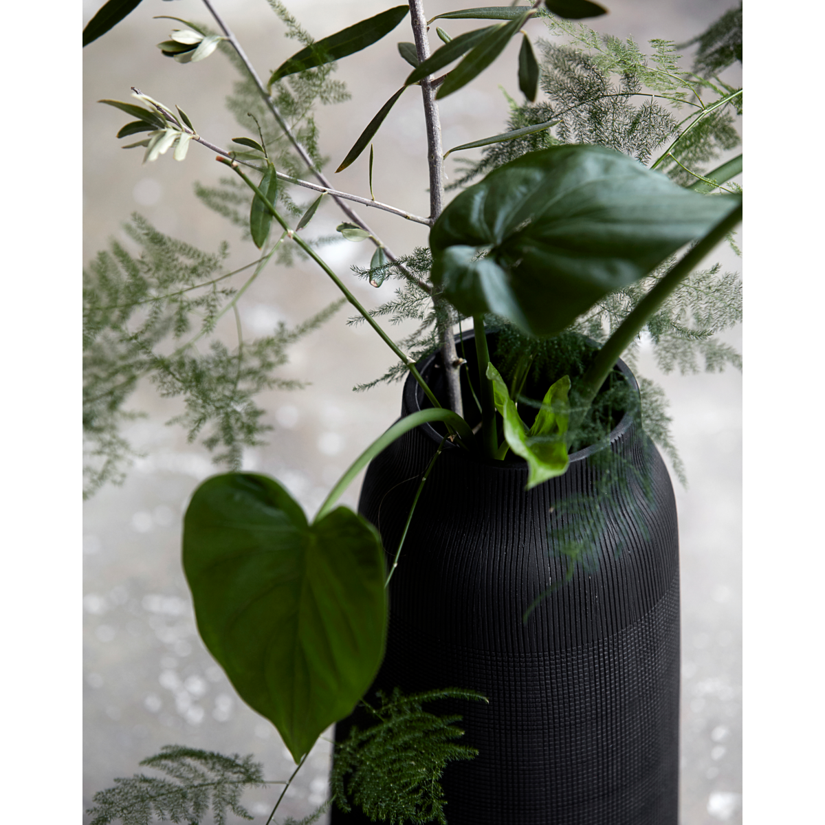 Vase, hdgroove, black