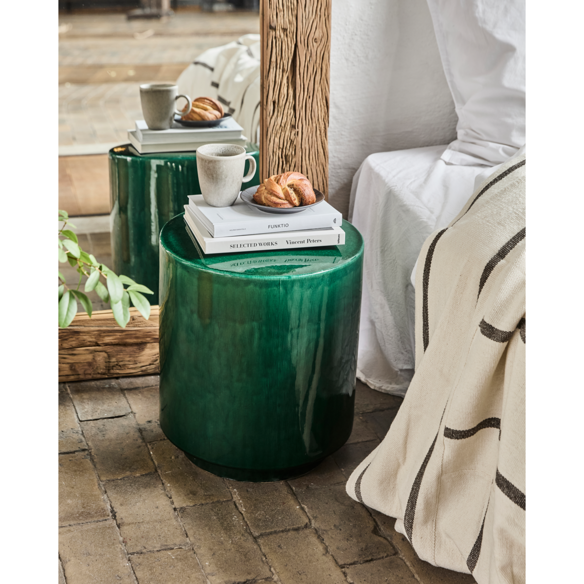 Side table, HDTHEA, GREEN