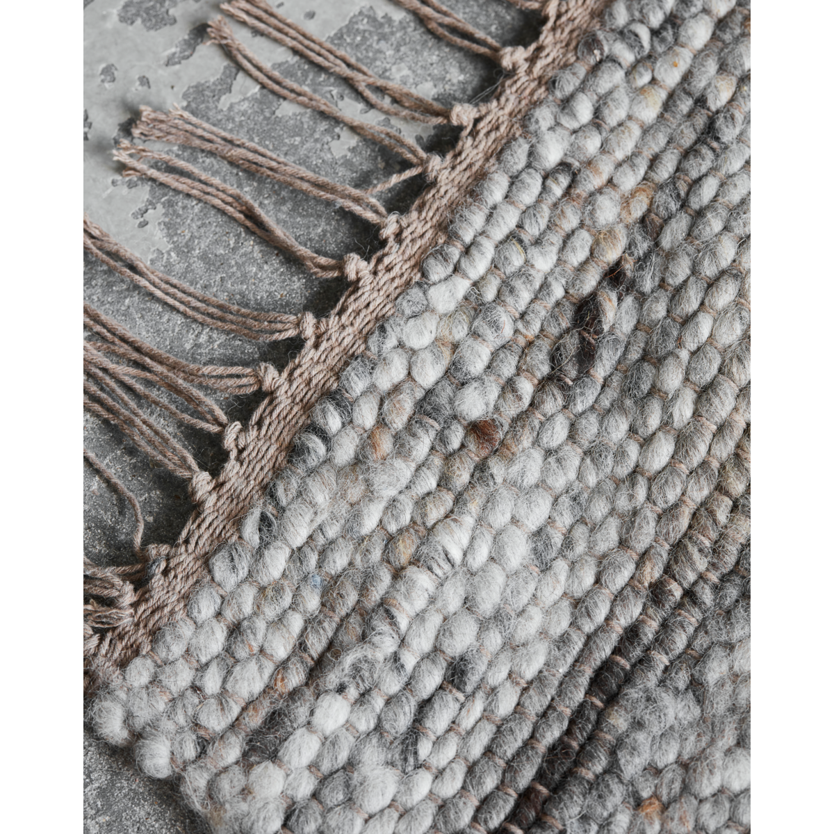 Blanket, hafi, gray; brown
