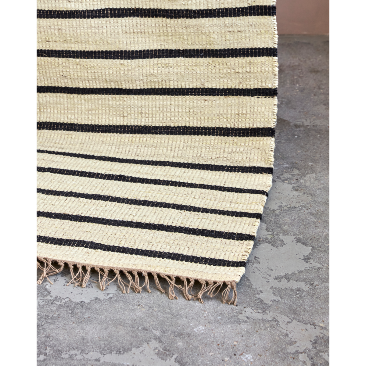 Blanket, hdsima, black; natural