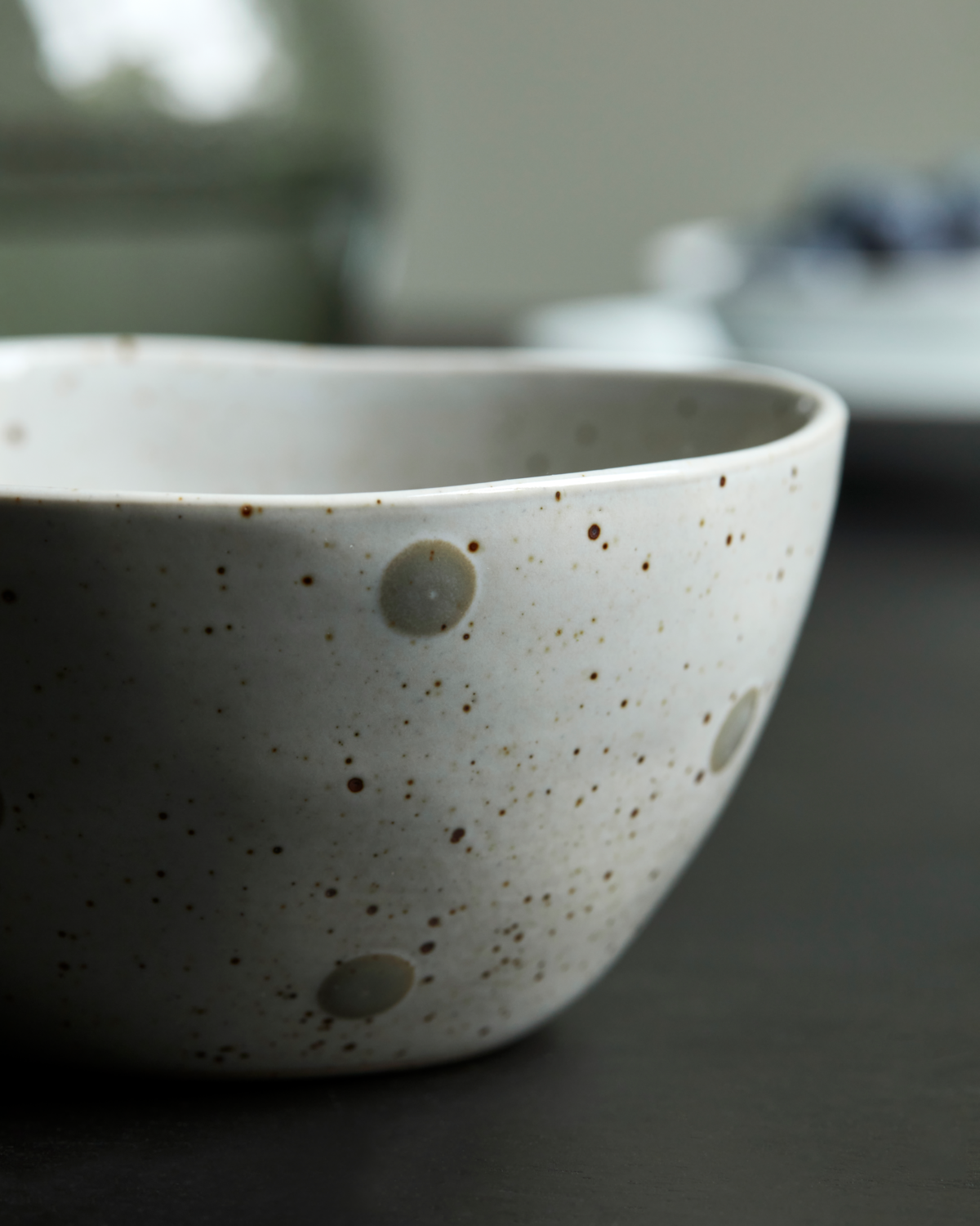 Bowl, HDDots, White; Green