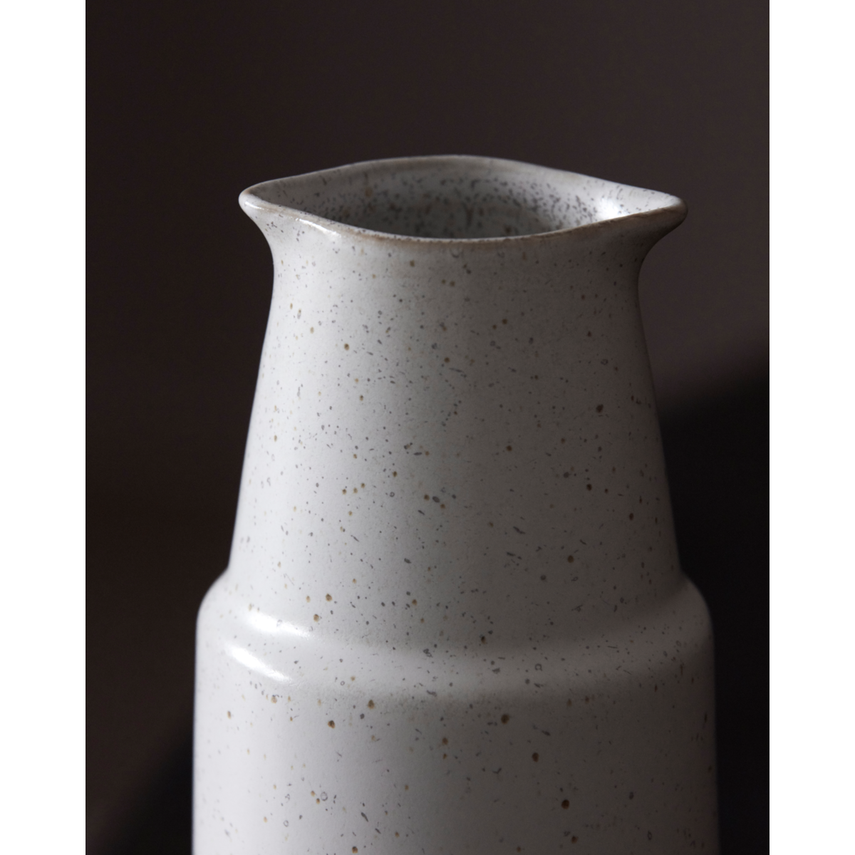 Bottle, hdpion, gray; white