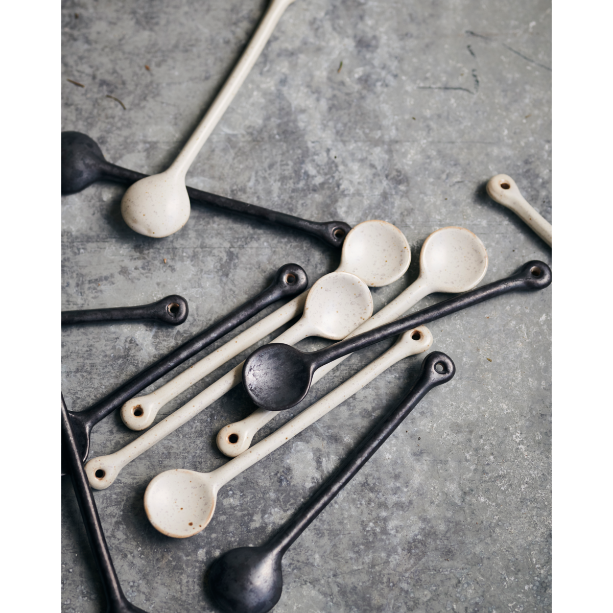 Spoon, hdpion, gray; white
