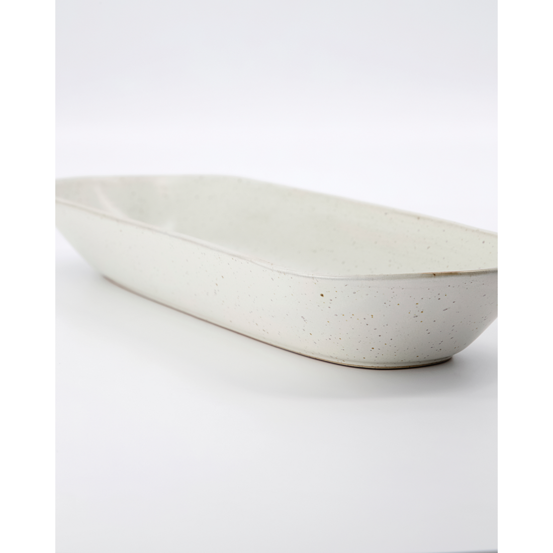 Serving dish, hdpion, gray; white