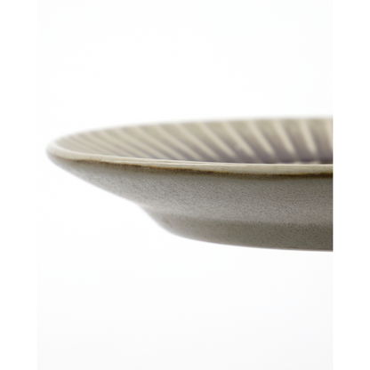 The cake plate, HDPleat, gray; brown