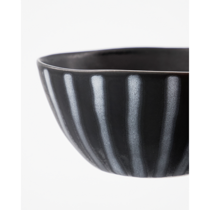 Bowl, hdline, black; brown