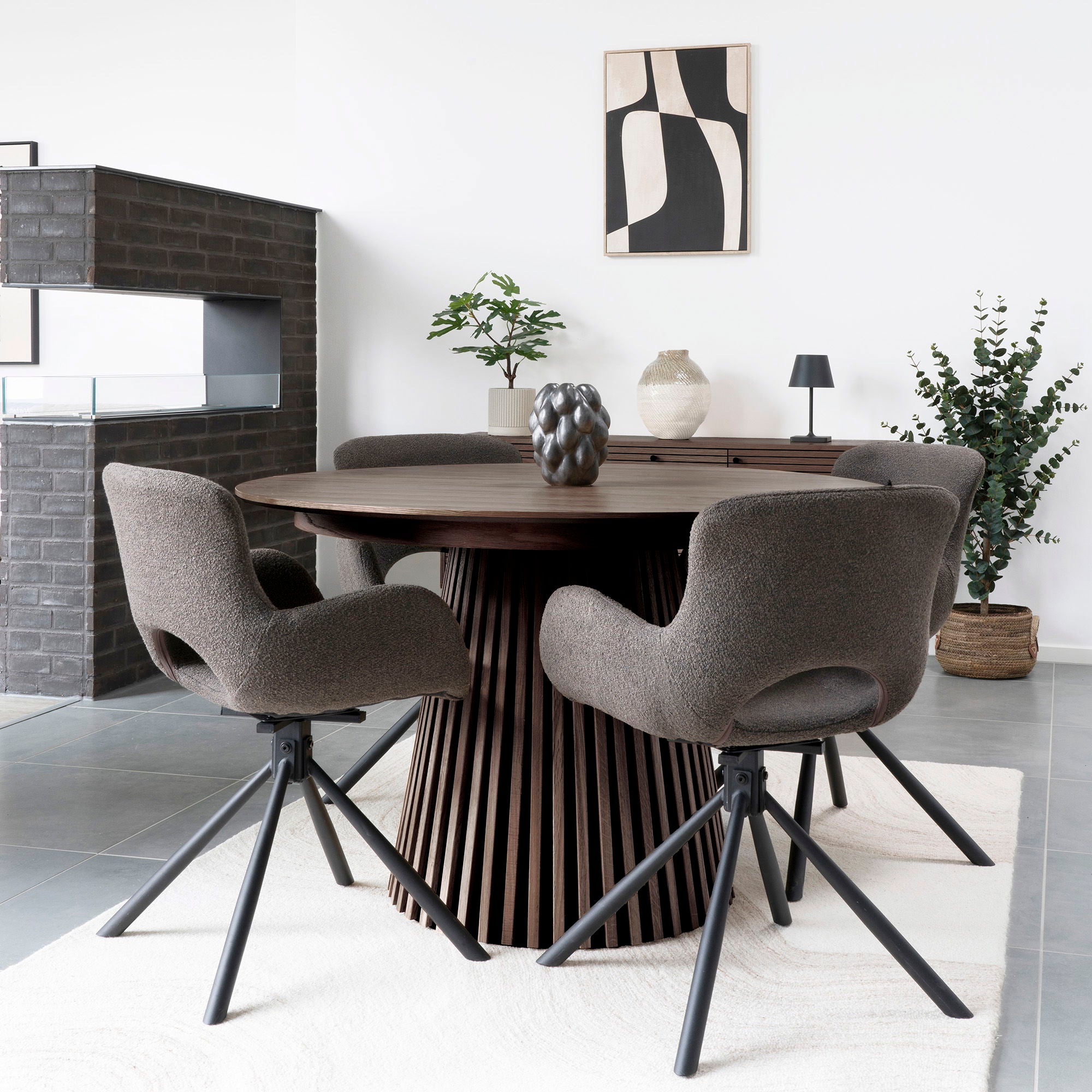 Osaka Dining Table - Dining Table, Egefins, Smoked, incl. Three Supplementary Plates Ø120X120-160-200-240x75 cm