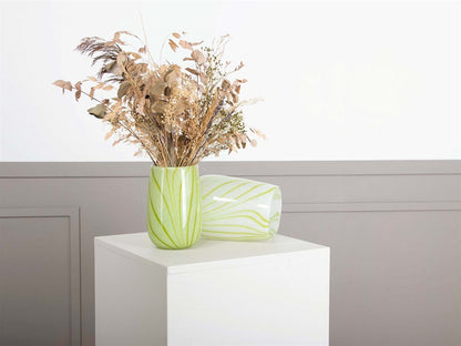 Zinnia vase, lime