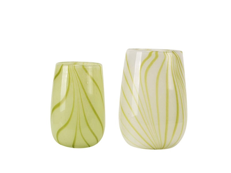 Zinnia vase, lime