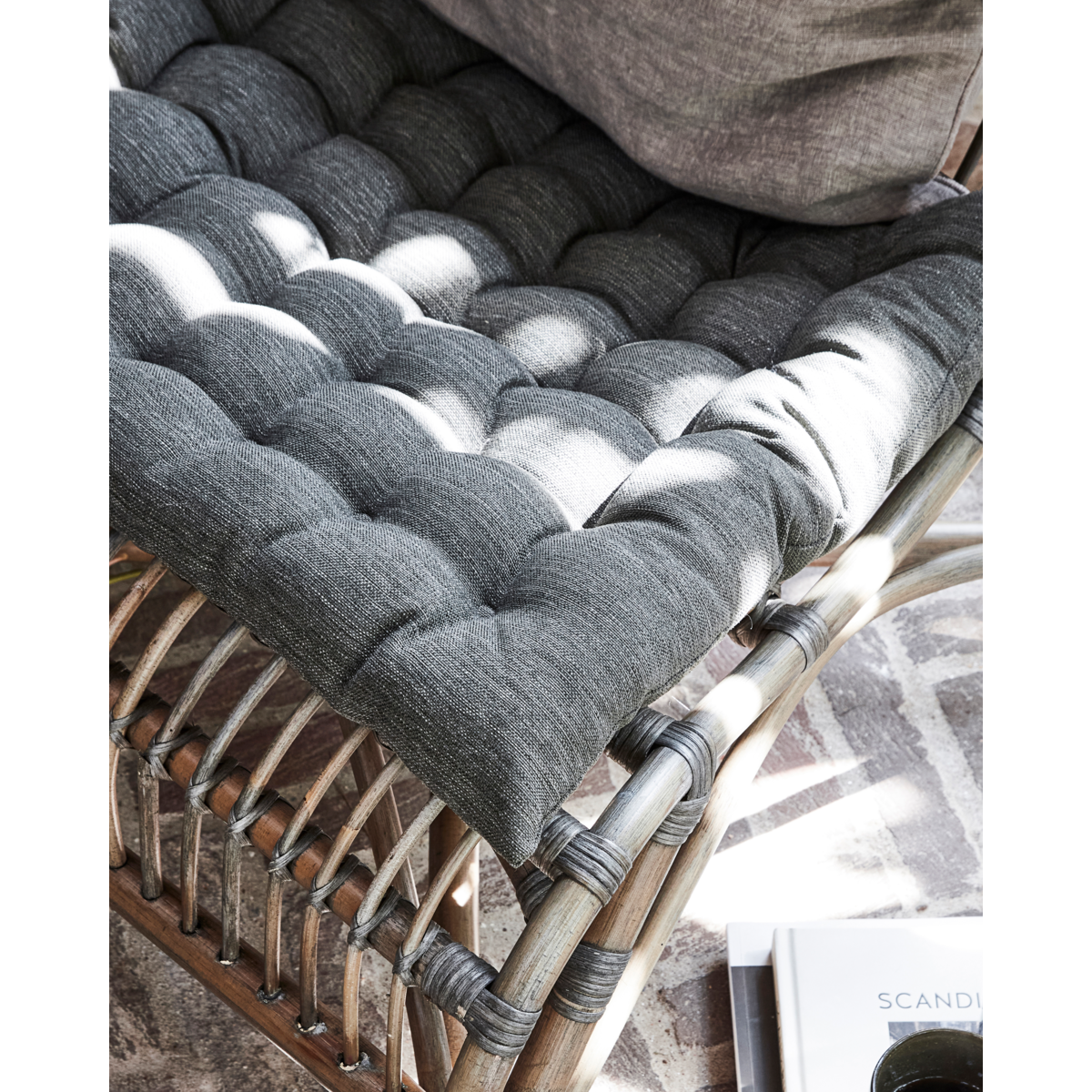 Sitting cushion with filling, fine, army green