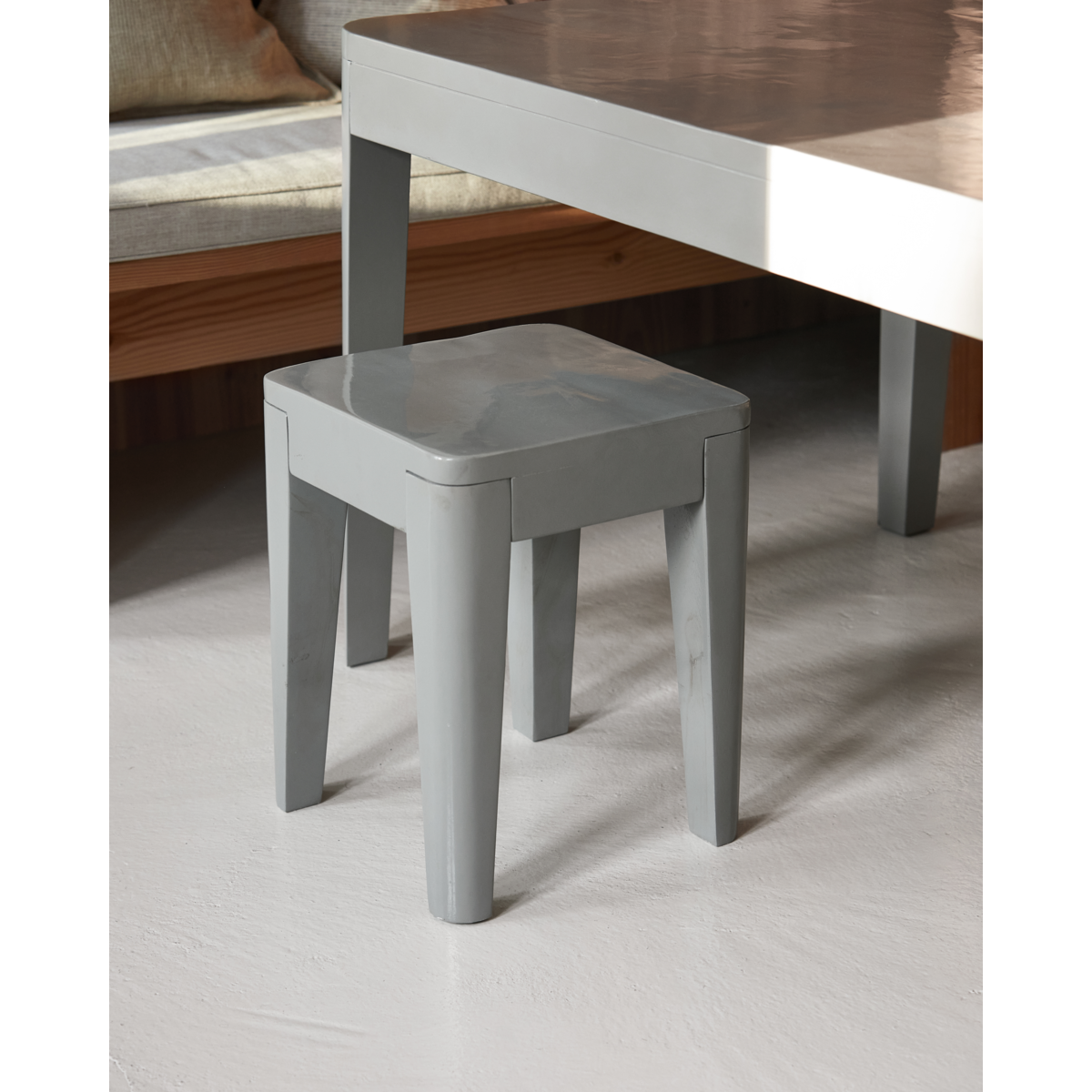 Stool, hdmolone, gray
