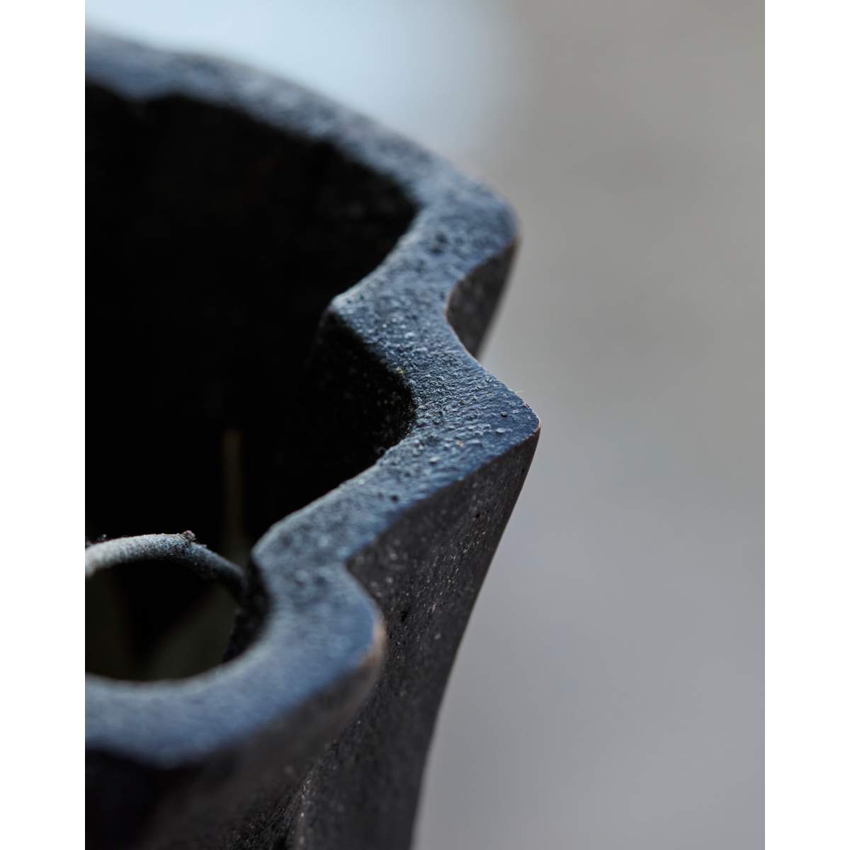 Vase, hdbuddy, browned brass