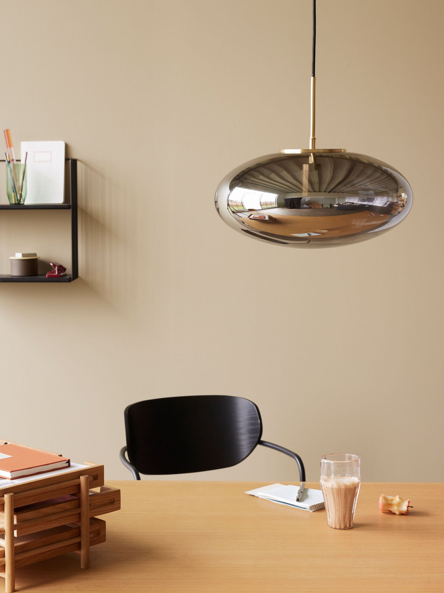 Hübsch Reflect pendant ellipse gray