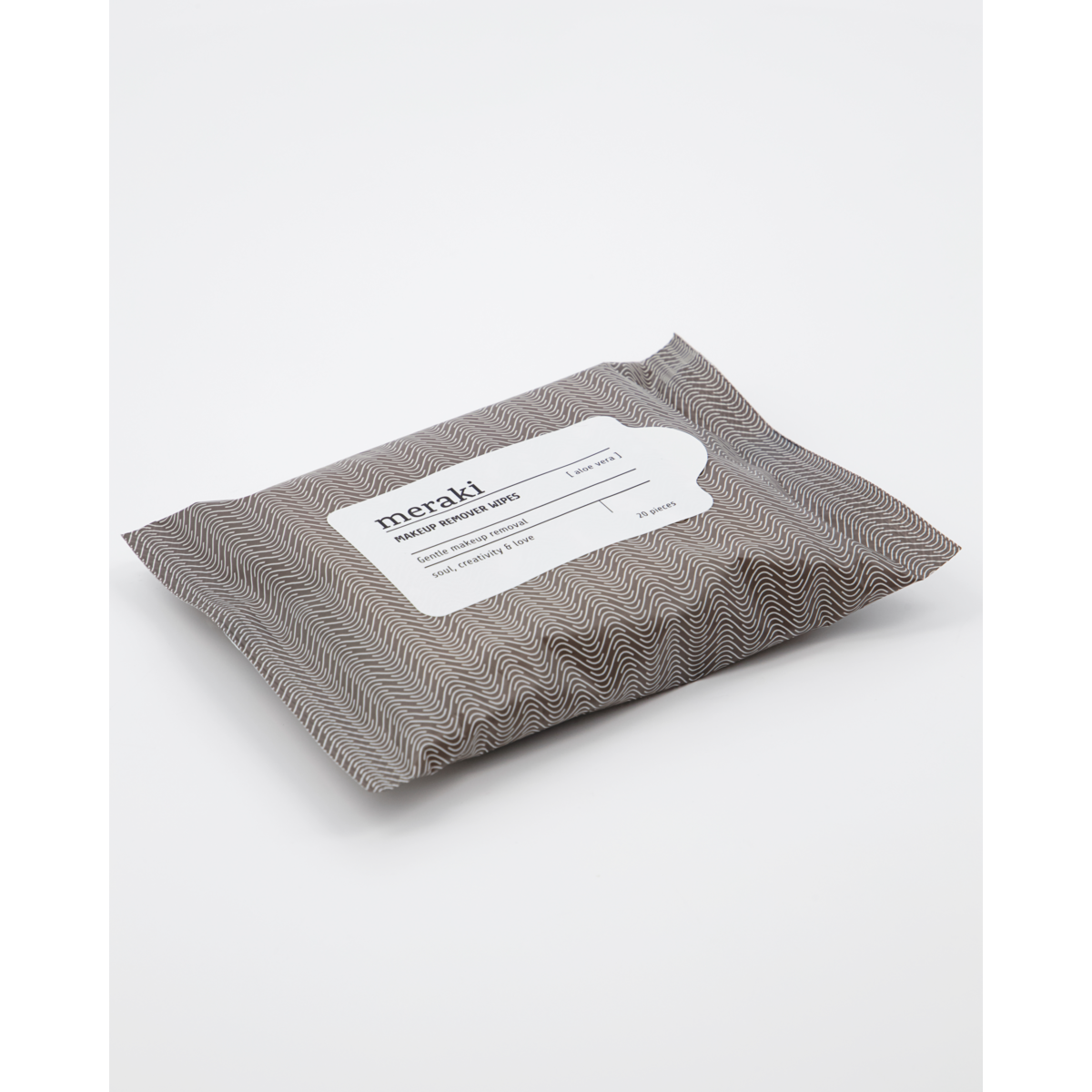 Makeup remover wipes, aloe vera, hot gray; white
