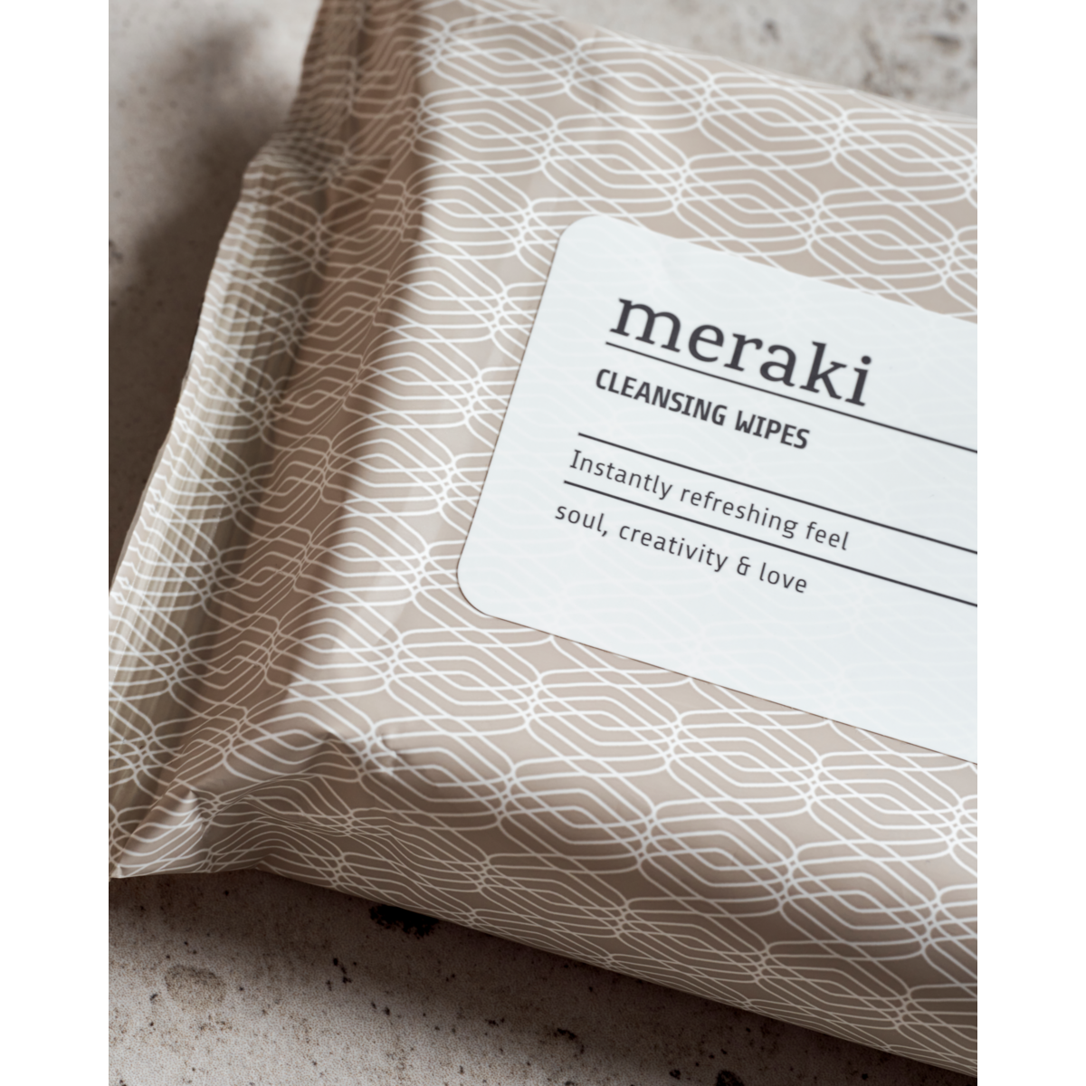 Cleansing Wipes, Aloe Vera, Brown; White