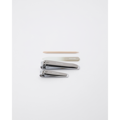 Nail kit, Mkw. Cuticle Pusher, Nail File, Small Clipper And, Gray