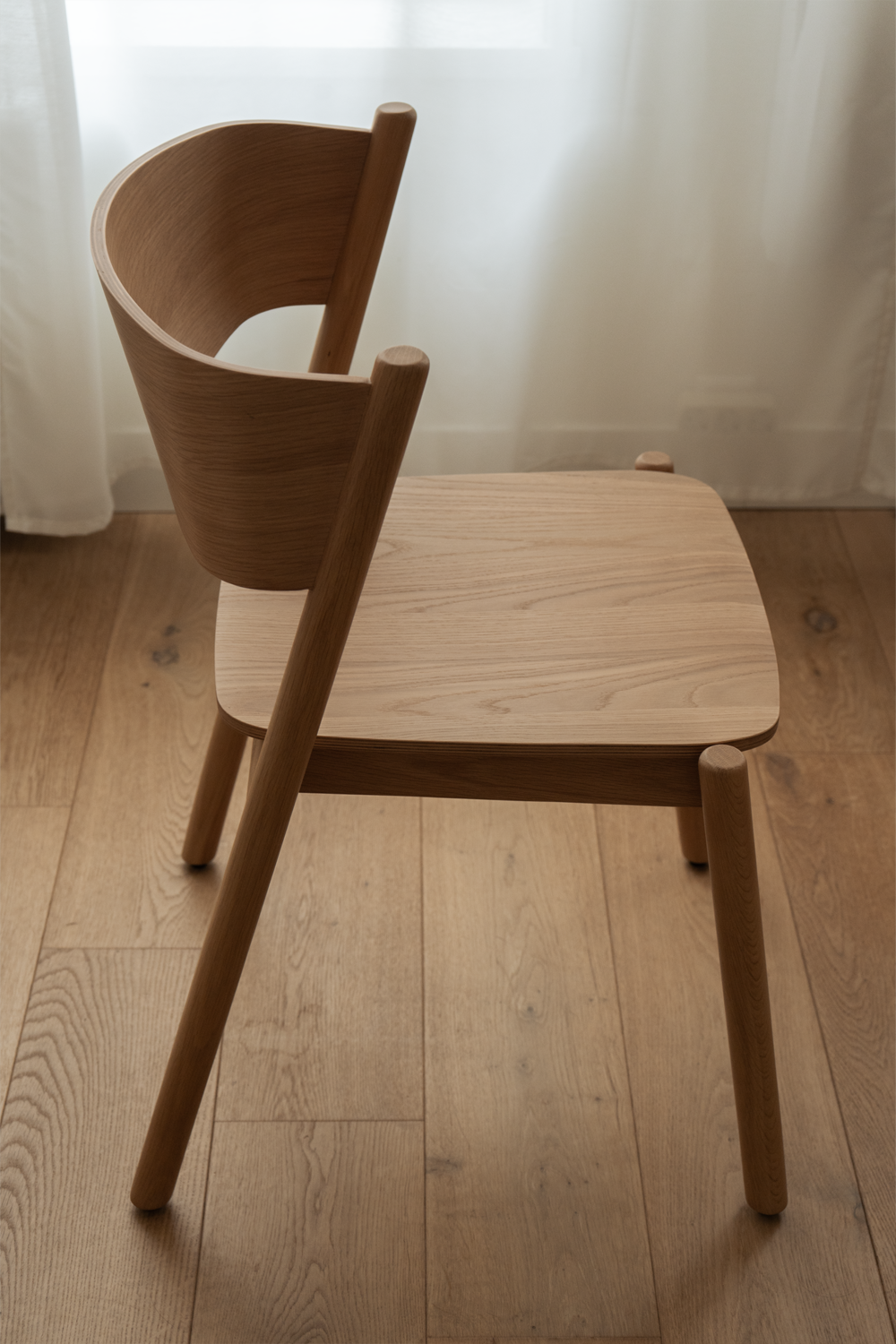 Oblique Dining Chair Natural - 55x51xh80cm