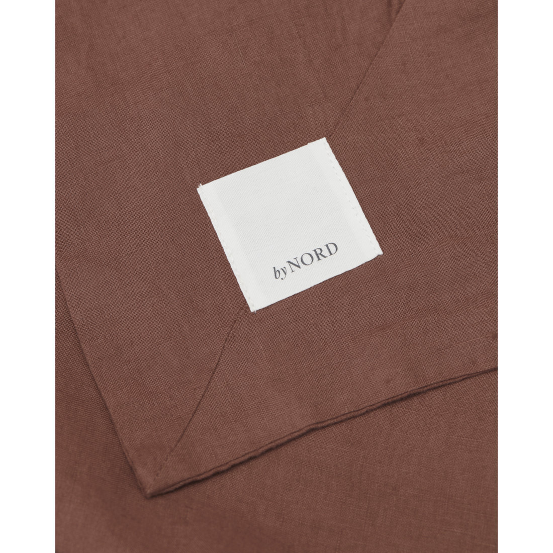 Bed cap, Bngunhild, Berry