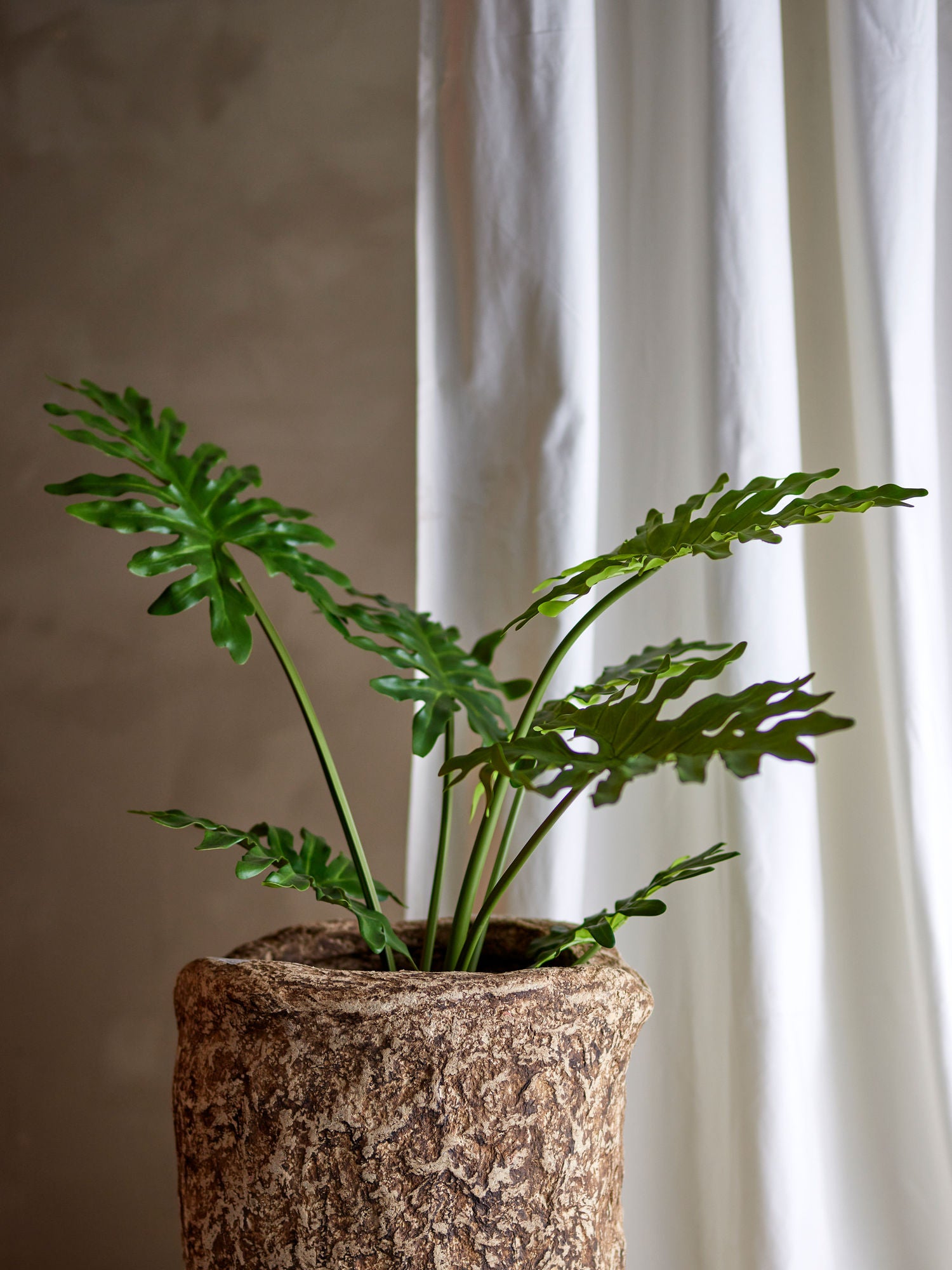 Bloomingville philodendron plant, green, artificial flowers